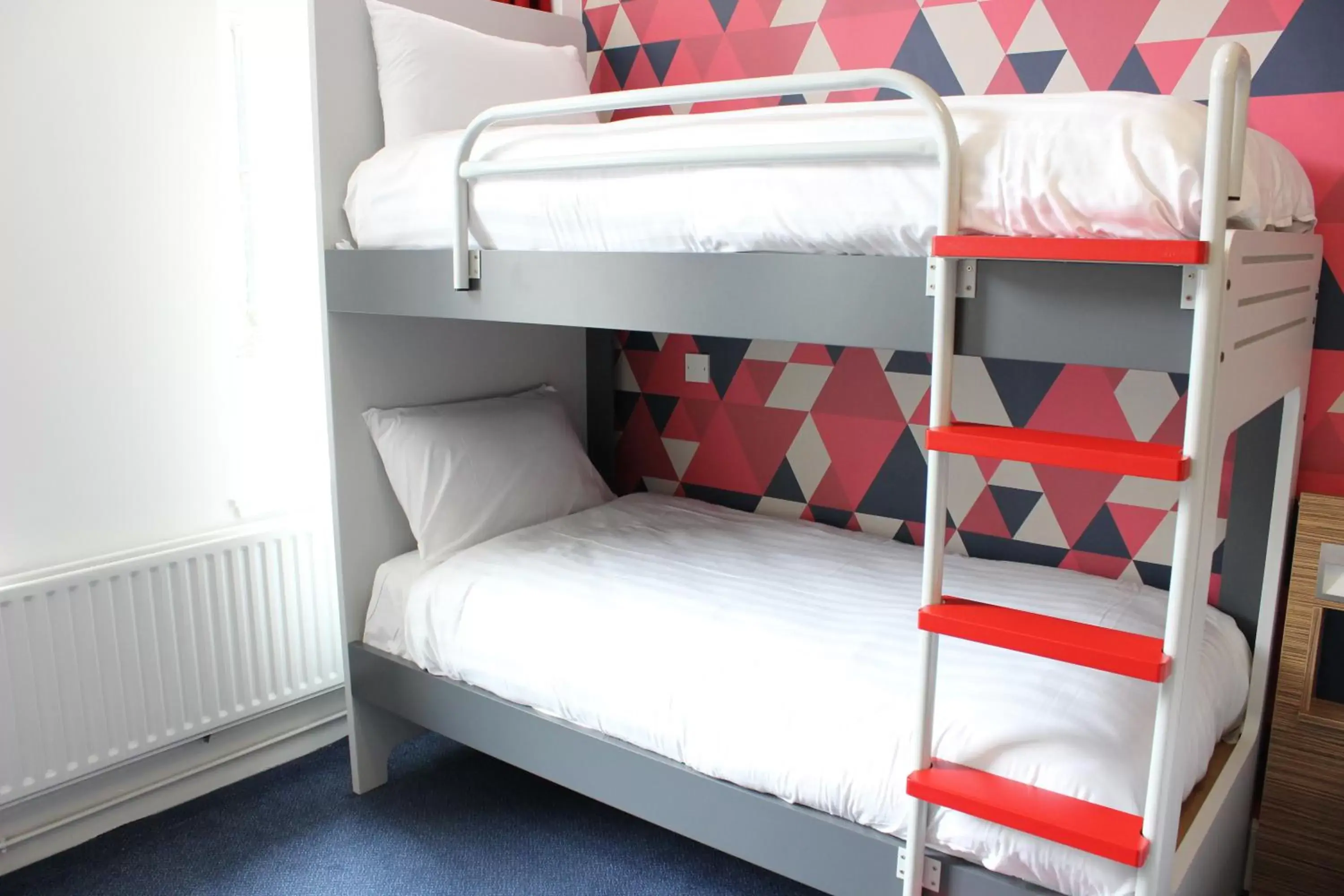 Bed, Bunk Bed in Cityroomz Edinburgh