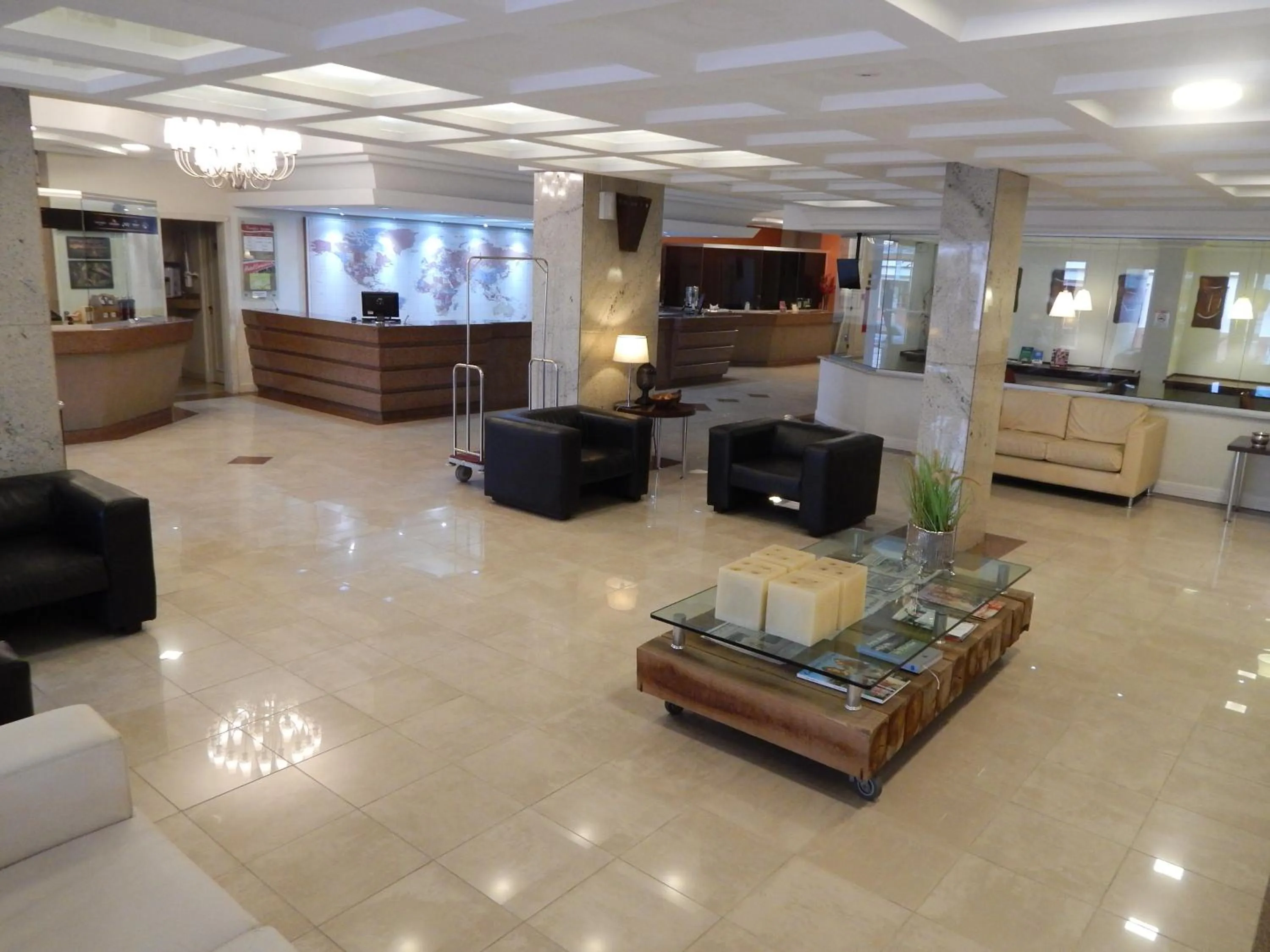 Lobby or reception in Altadomo Hotel