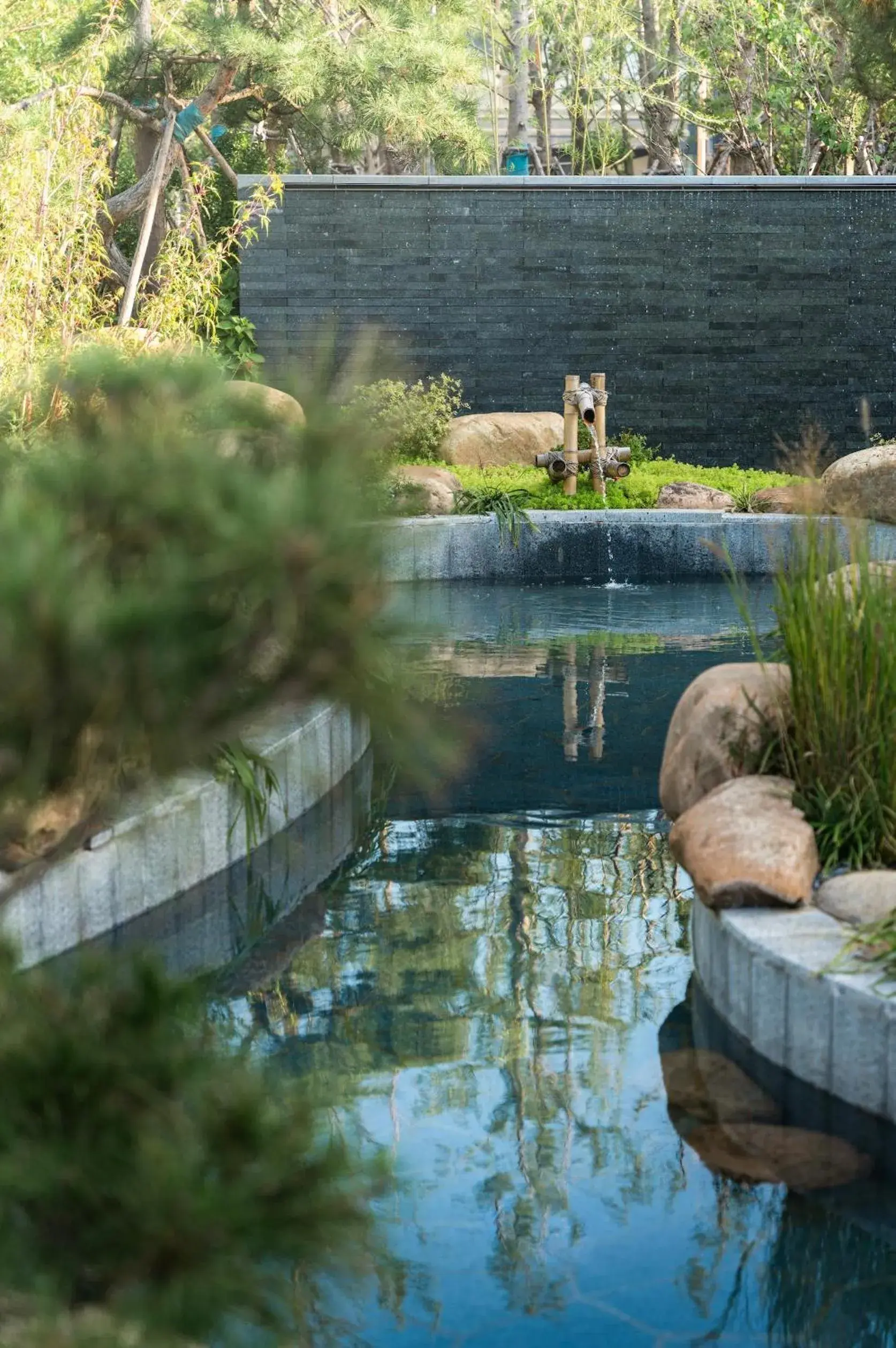 Hot Spring Bath, Swimming Pool in voco Nanjing Garden Expo, an IHG Hotel