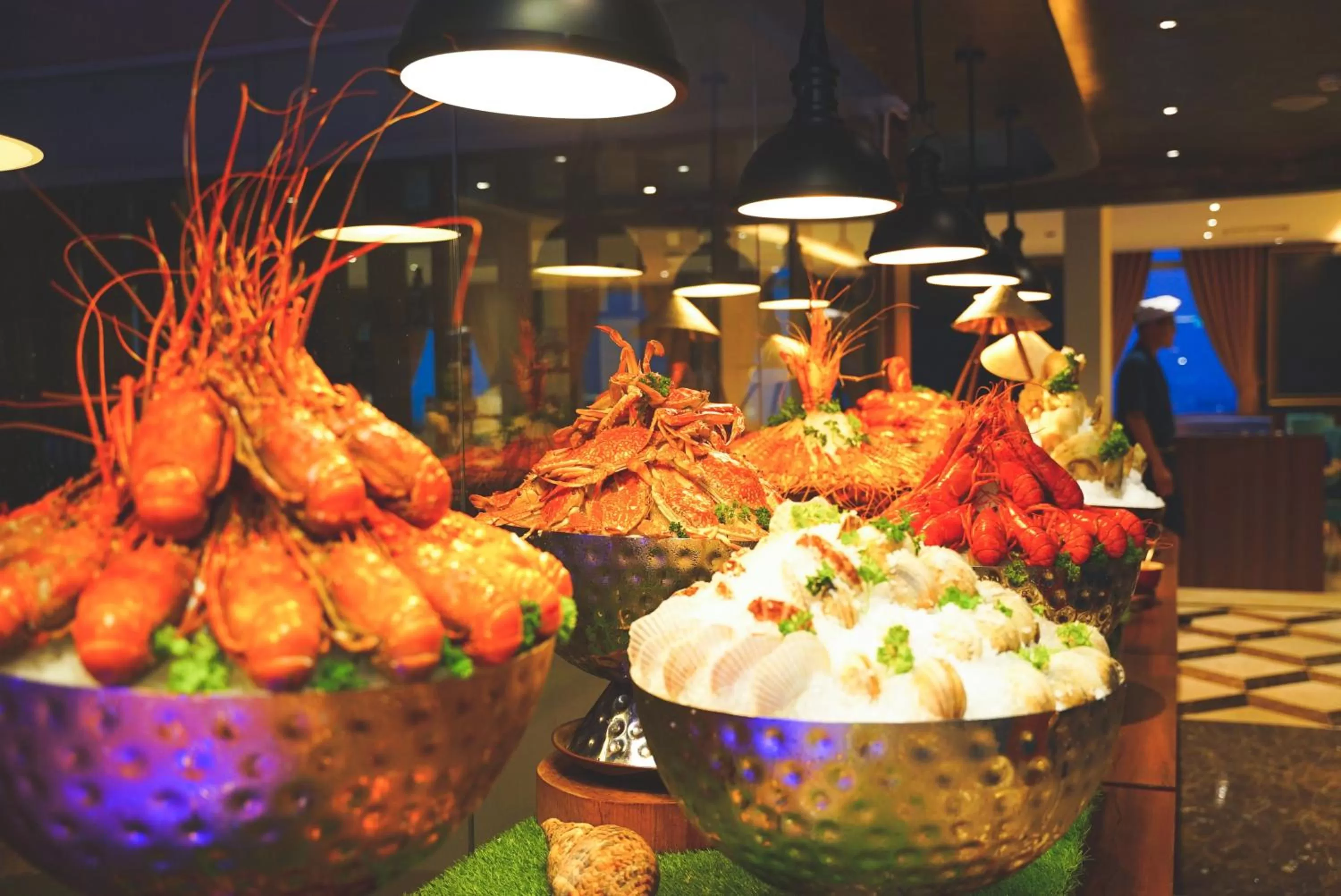 Food and drinks in La Vela Saigon Hotel