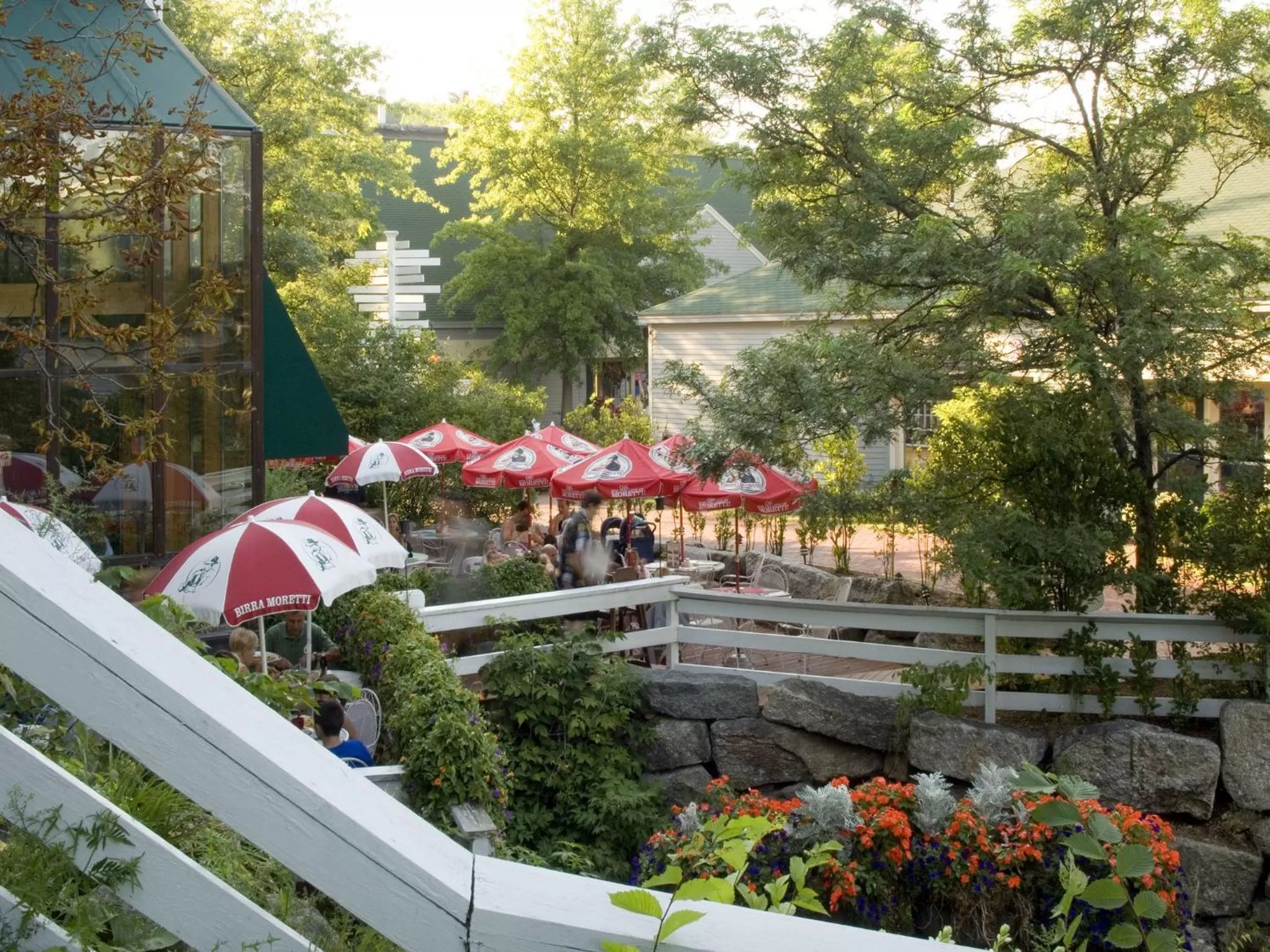 Restaurant/places to eat in Mill Falls Resort Collection at the Lake