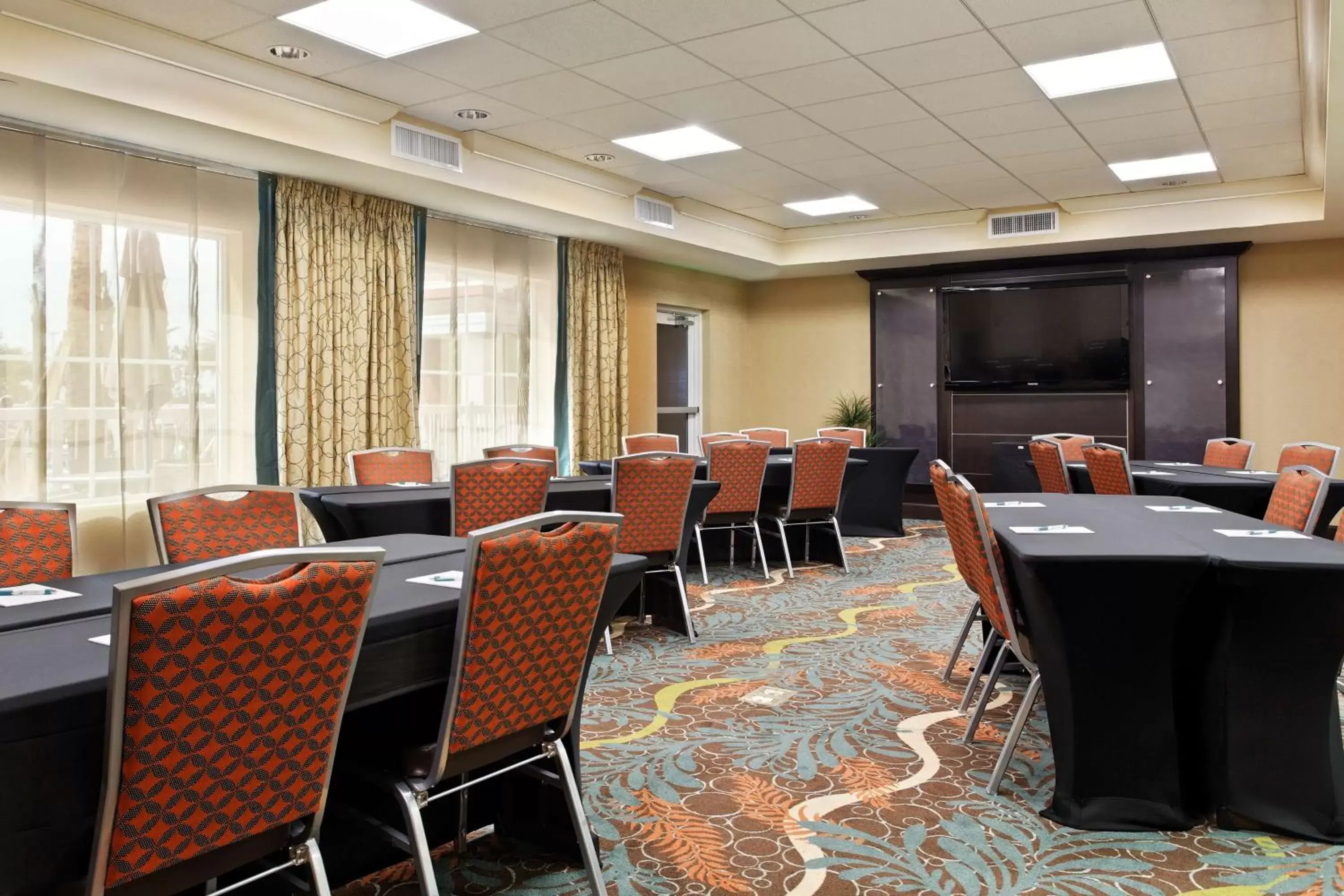 Meeting/conference room in Homewood Suites by Hilton Orlando Airport