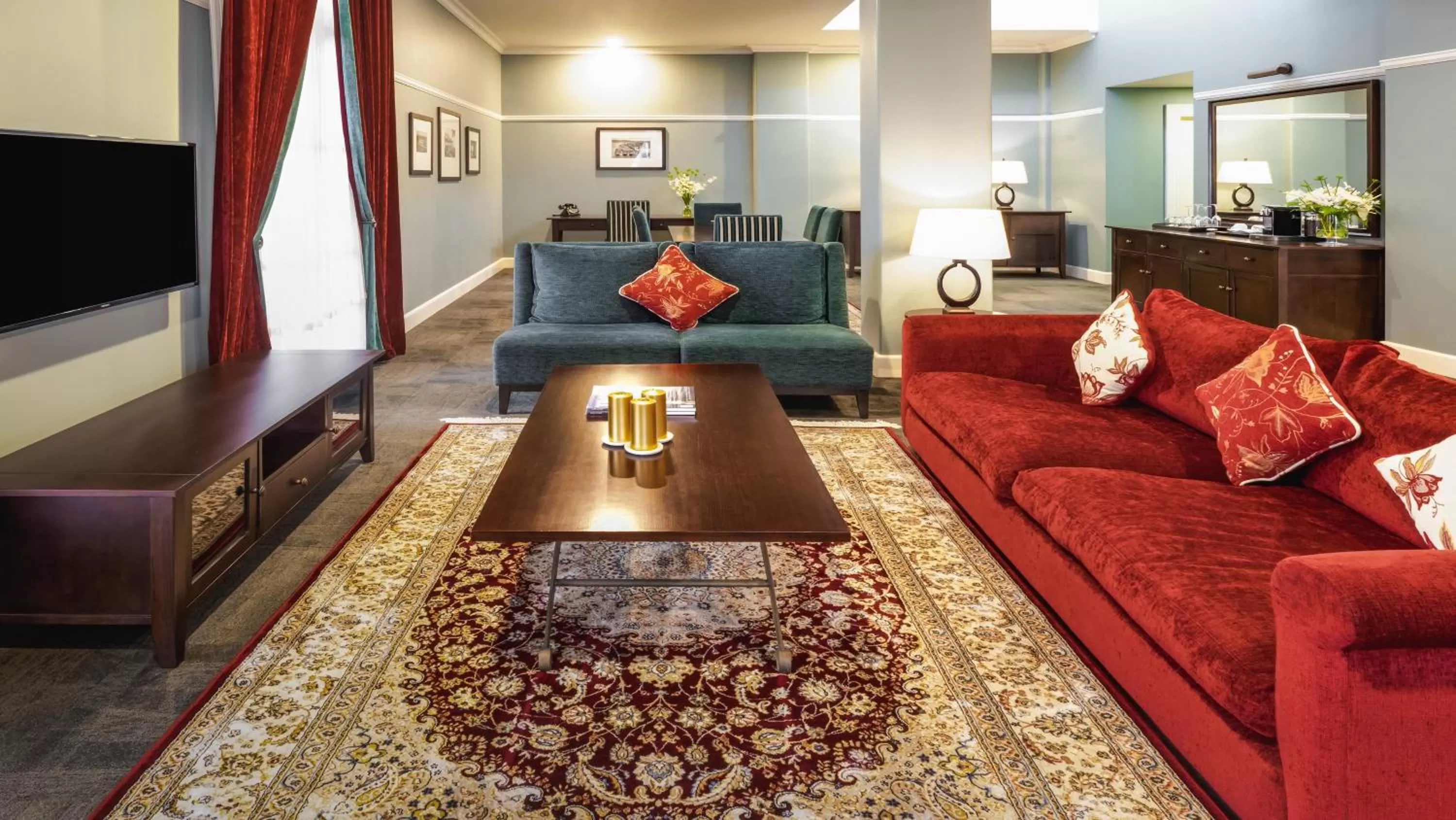 Photo of the whole room in Grand Pacific Hotel