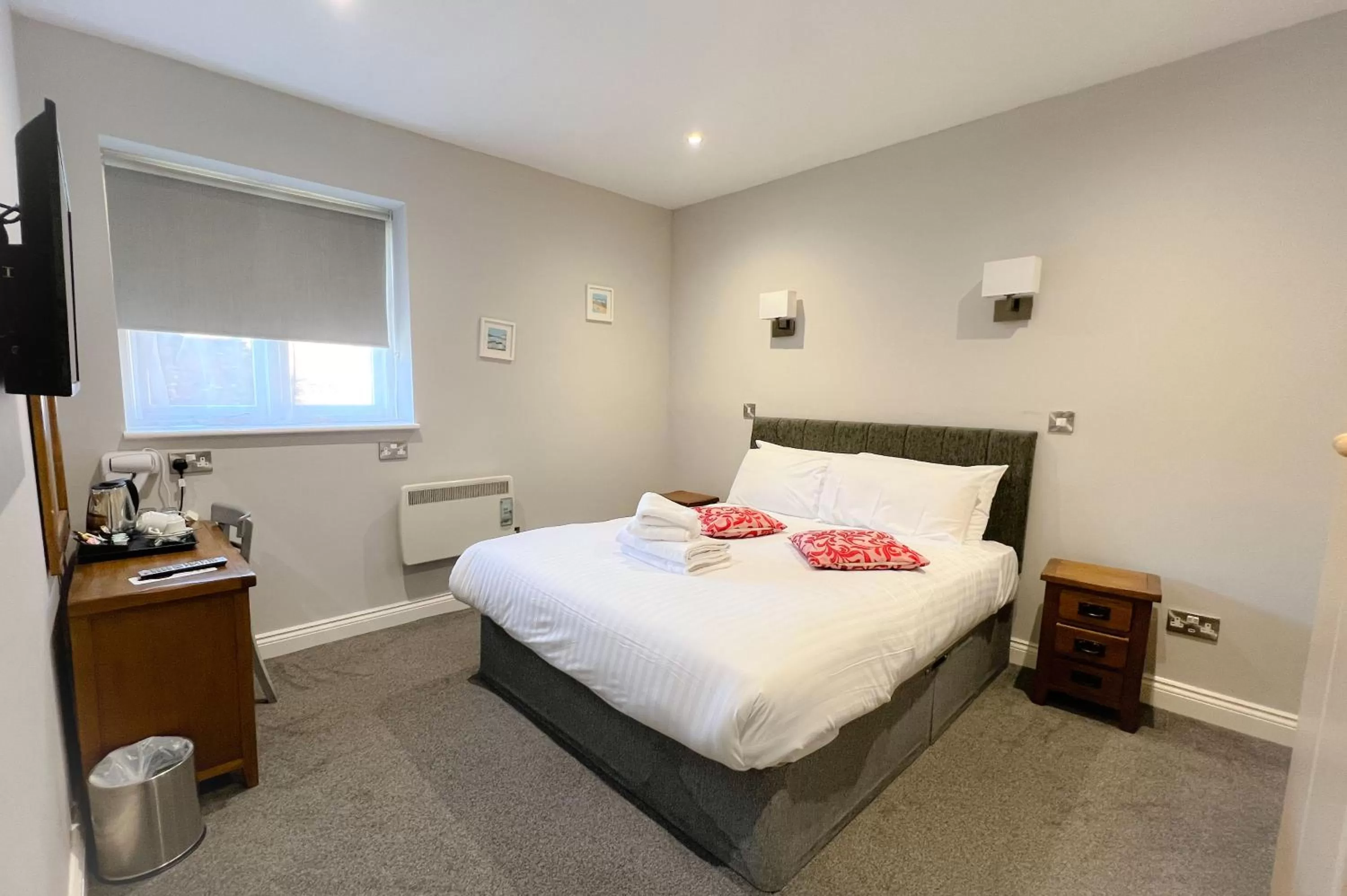 Bedroom, Bed in Castle Bromwich Hall Hotel, BW Signature Collection by Best Western