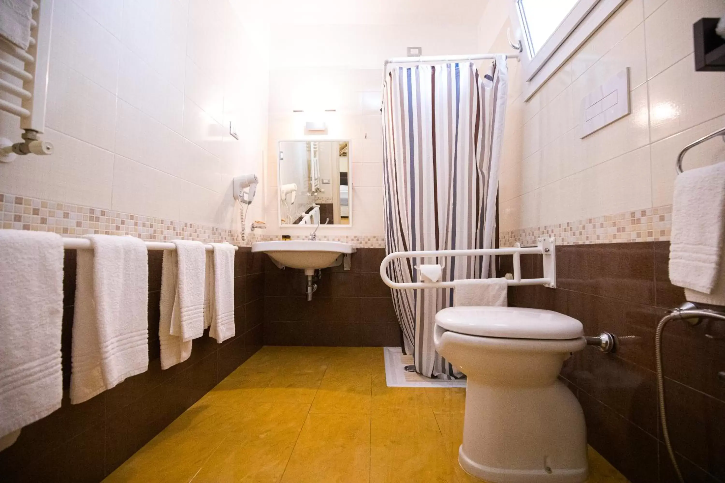 Bathroom in Donnosanto Residence