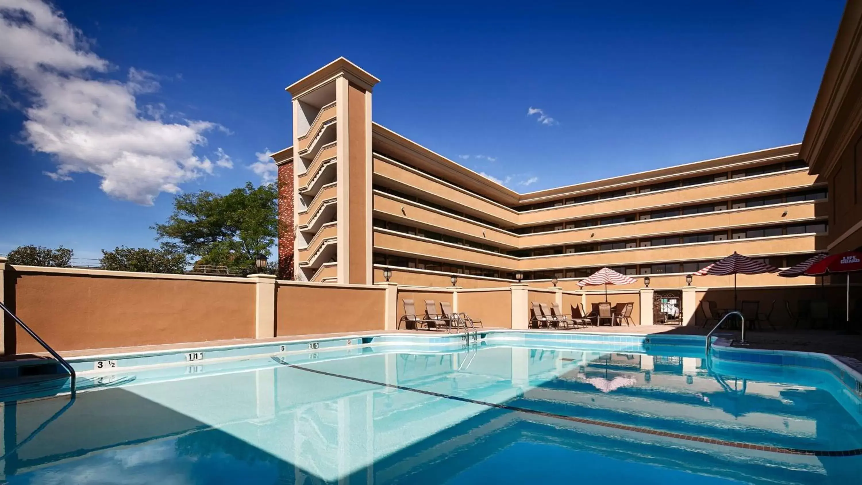 On site, Swimming Pool in Best Western Mill River Manor