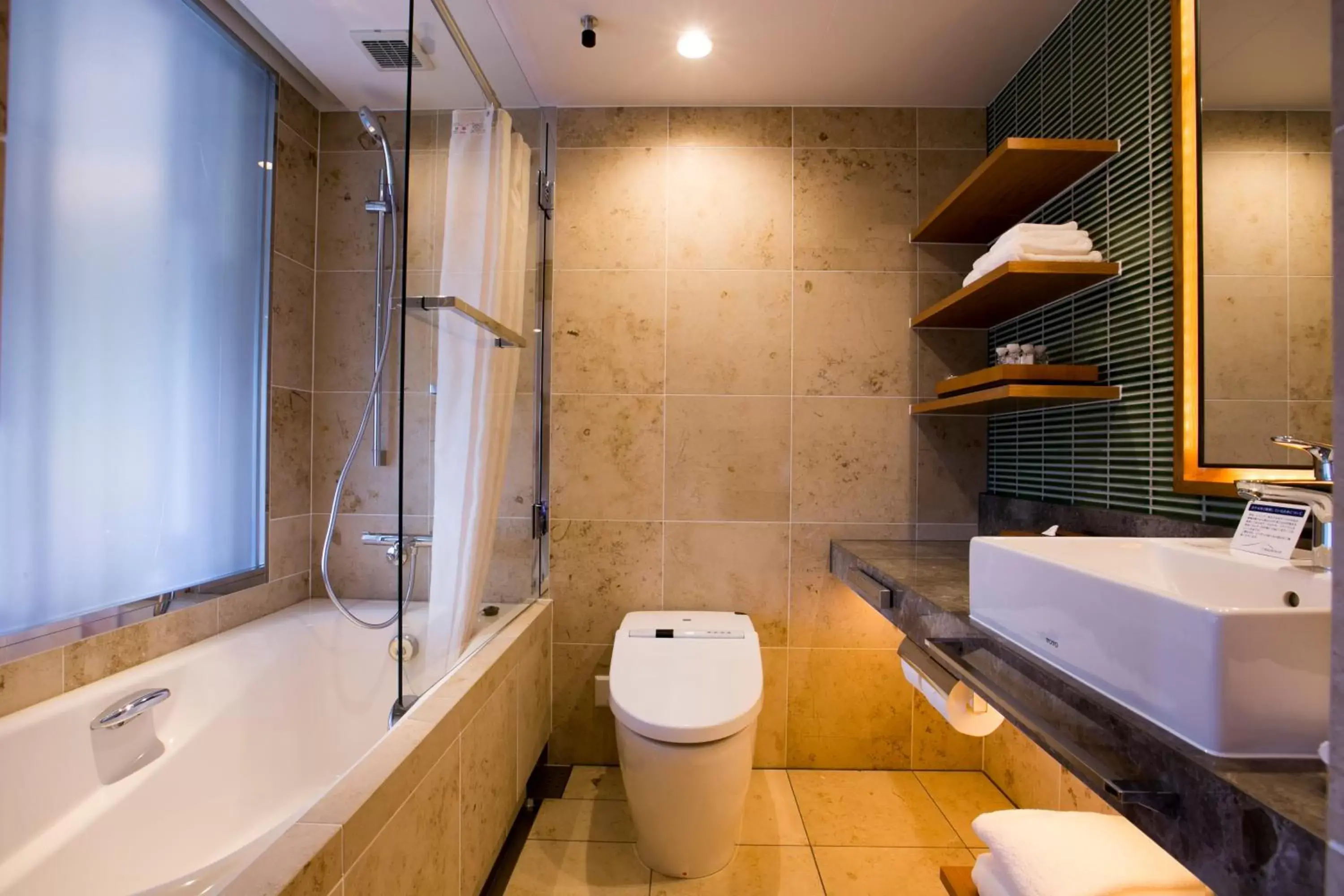 Shower, Bathroom in Highland Resort Hotel & Spa