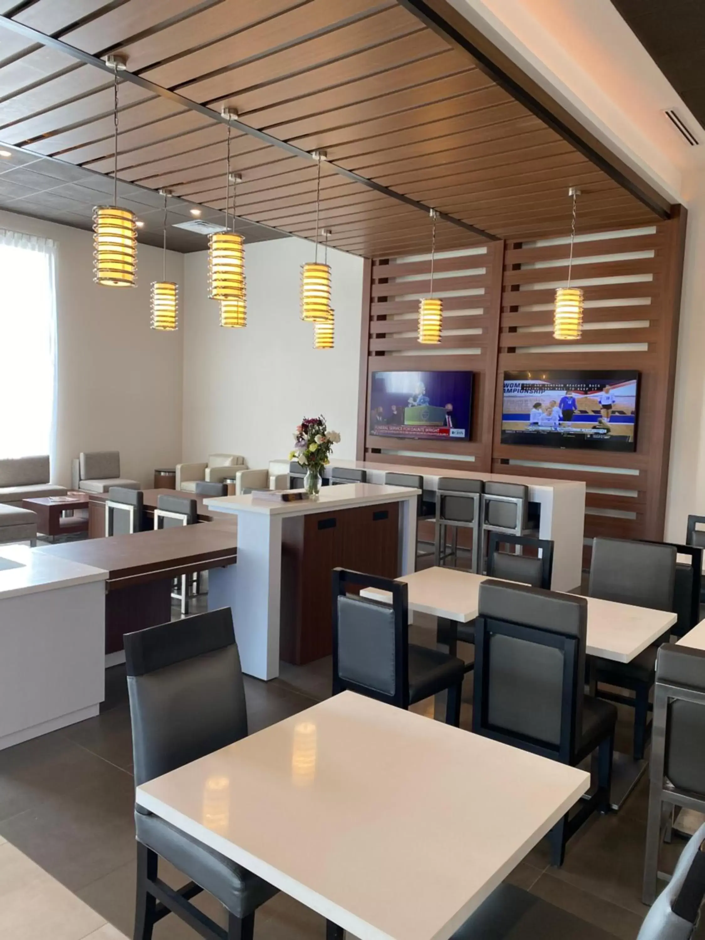 Lobby or reception, Restaurant/Places to Eat in Wingate by Wyndham Murfreesboro-NEAR MTSU