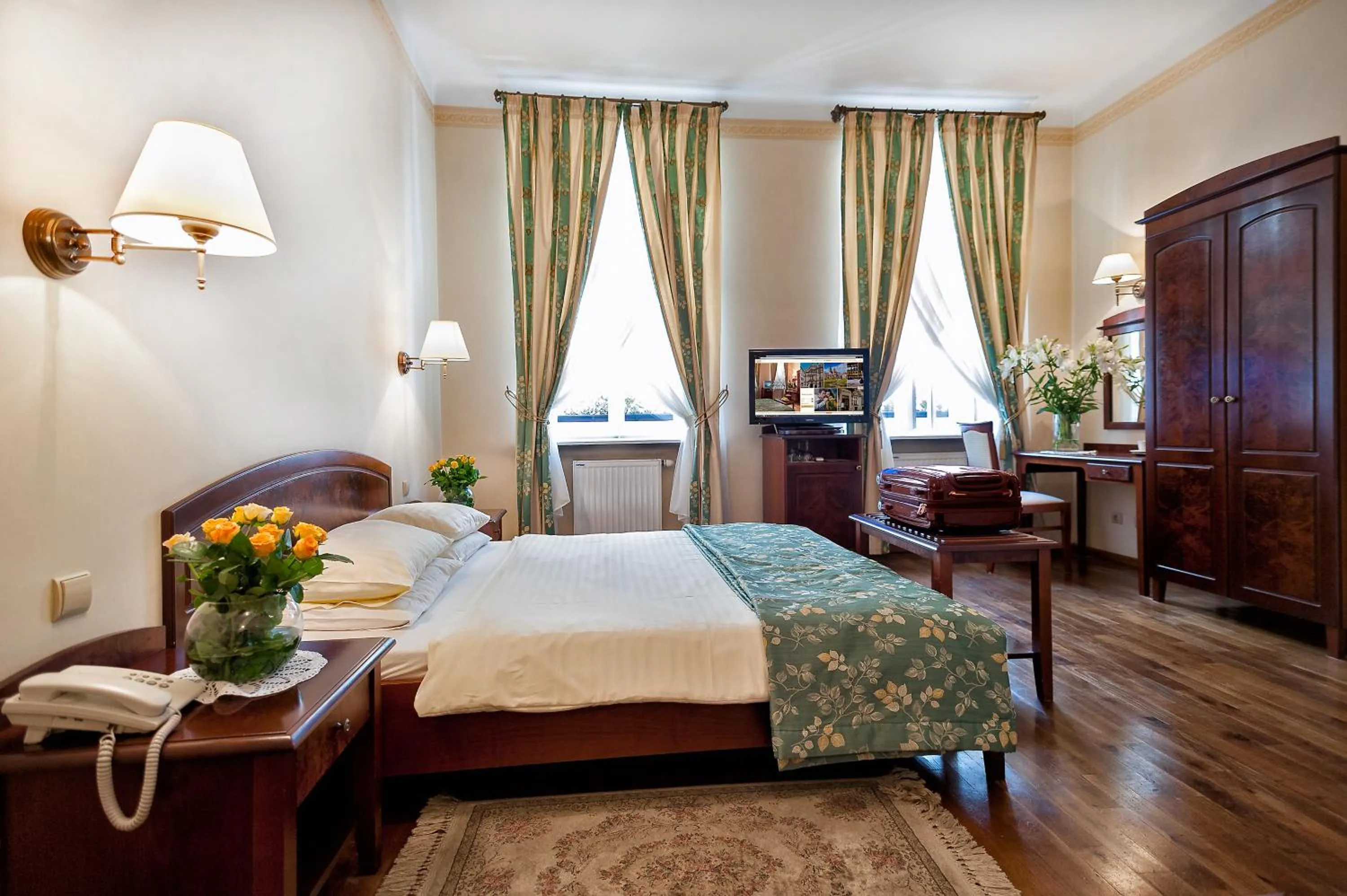 Photo of the whole room, Bed in Aparthotel Karmel