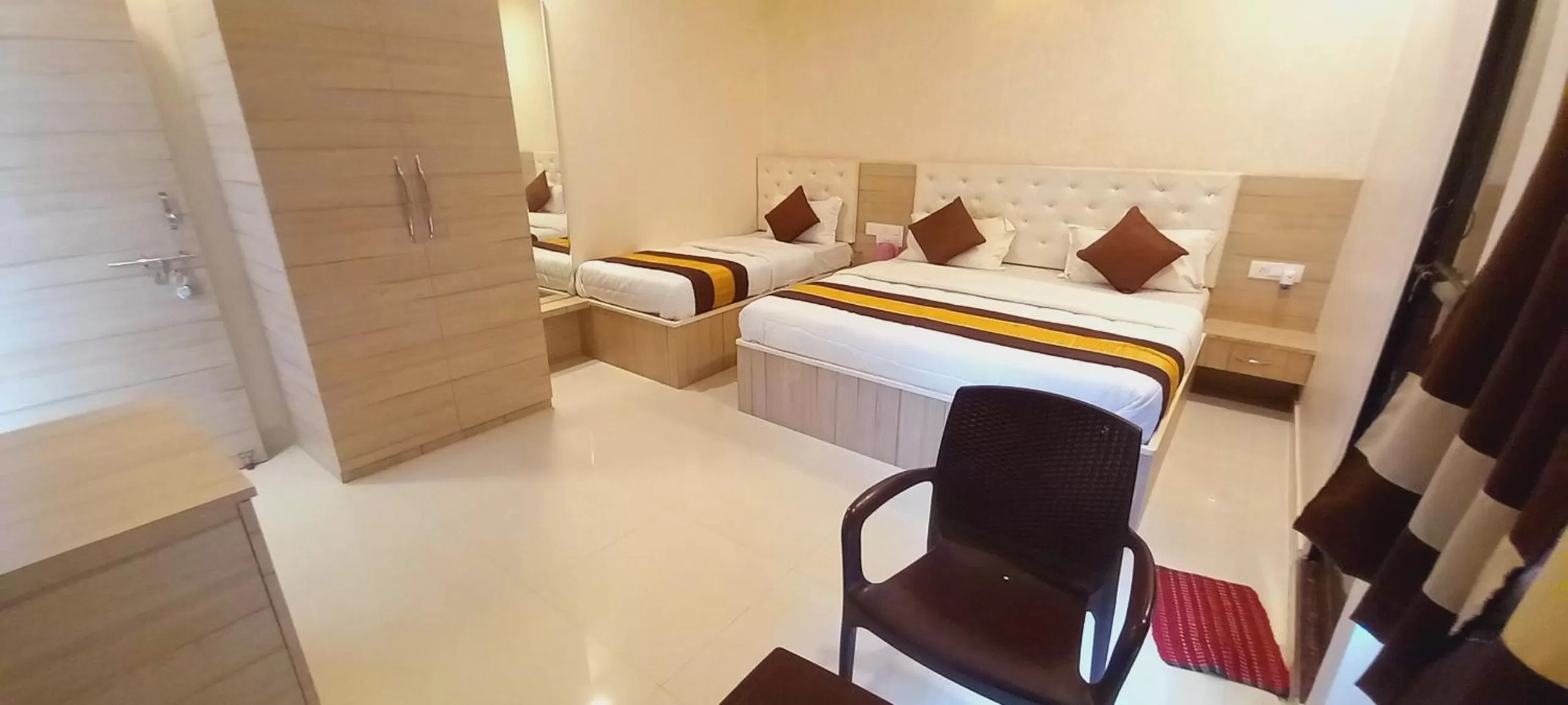 Photo of the whole room, Bed in Sanjog Resort