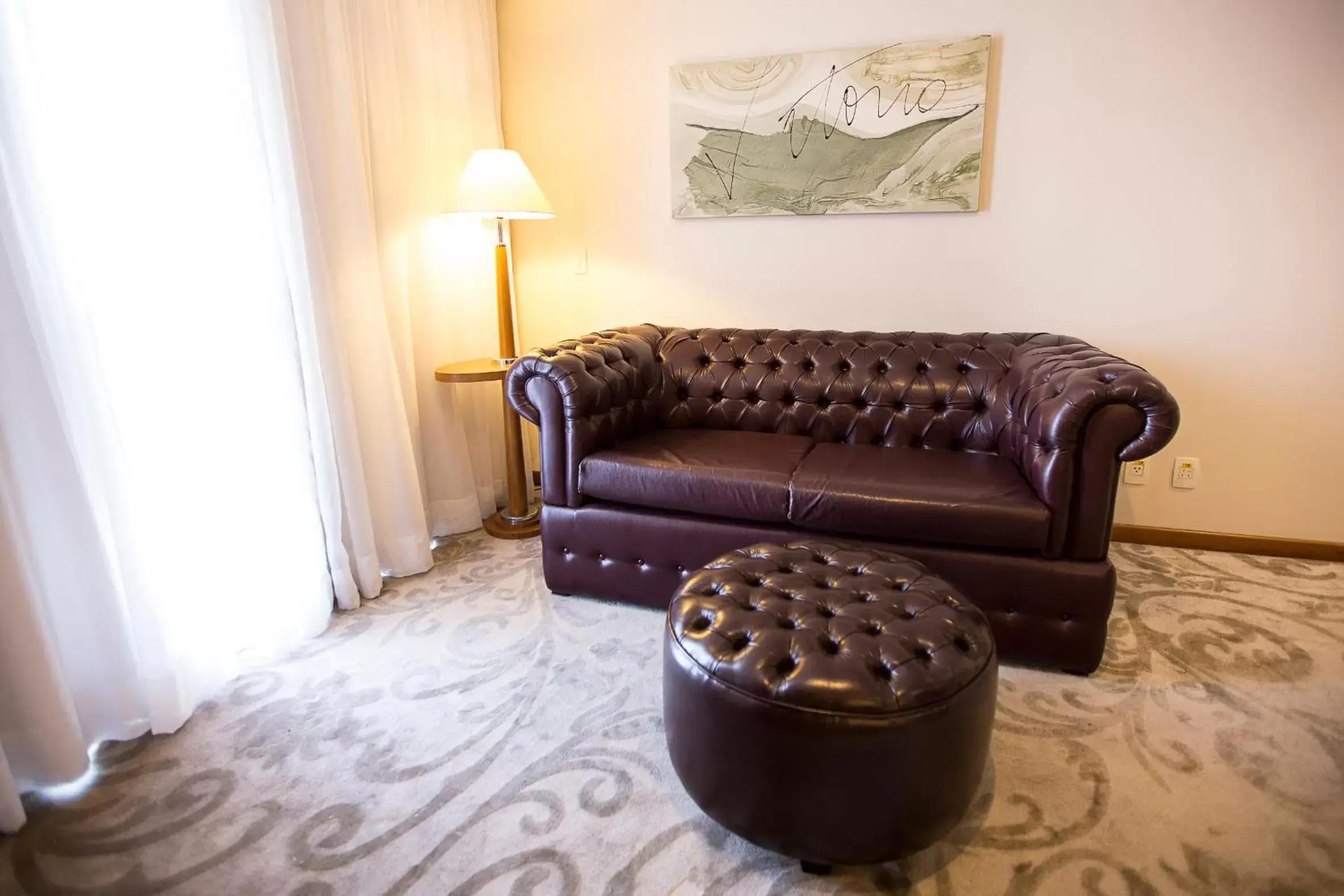 Living room, Seating Area in Quality Suites Vila Olimpia