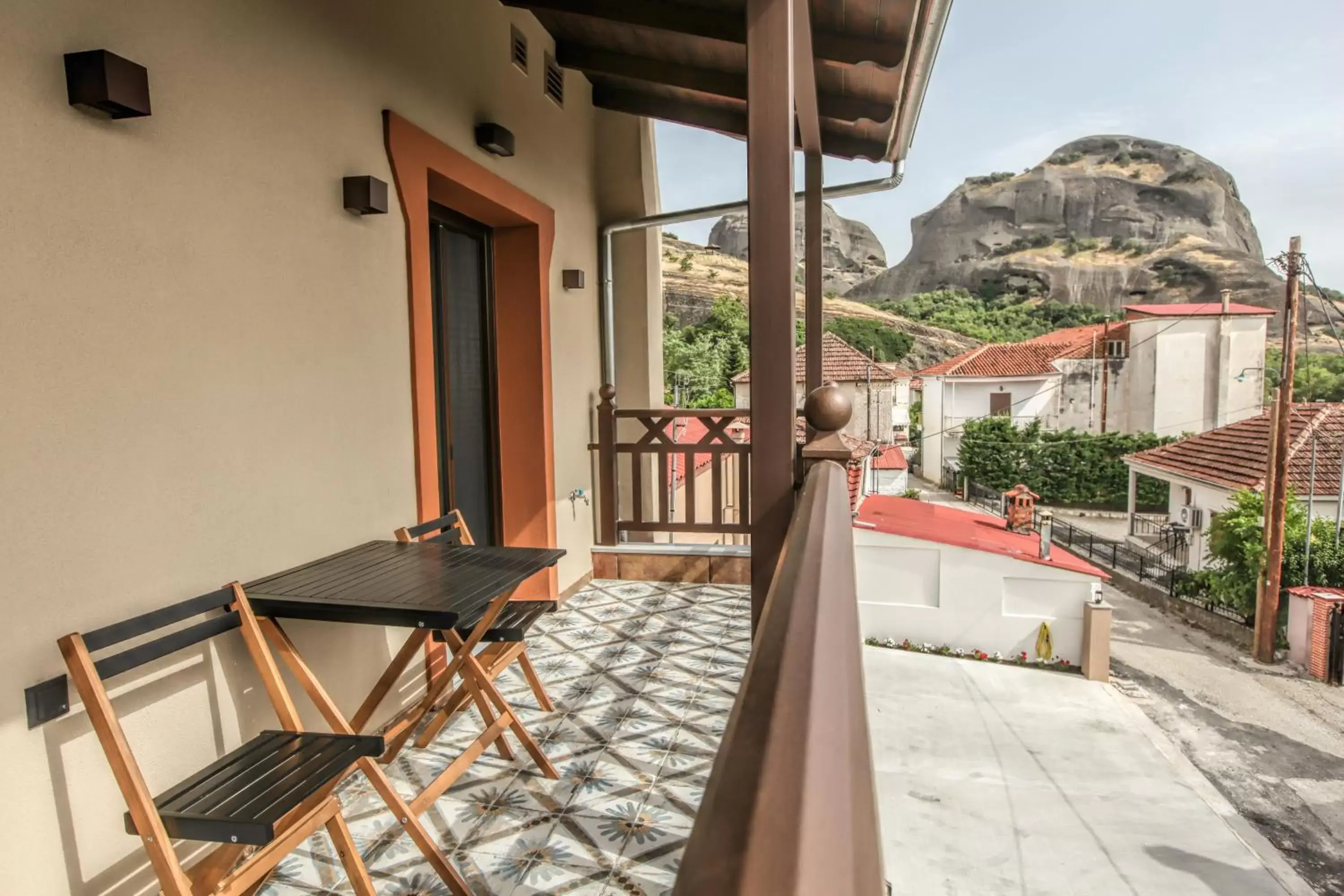 Nearby landmark, Balcony/Terrace in Meteora Heaven and Earth Kastraki premium suites