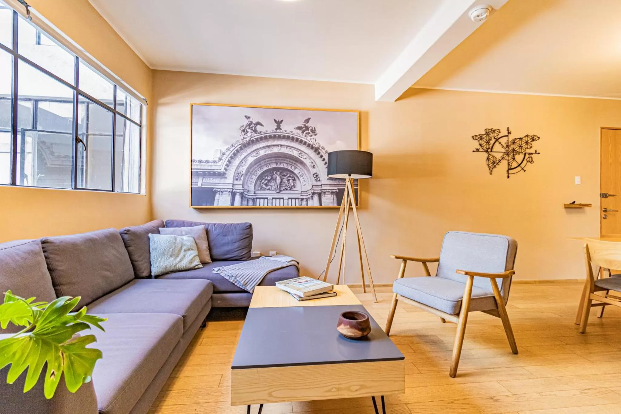 Living room in Mi Zona Lodging WTC