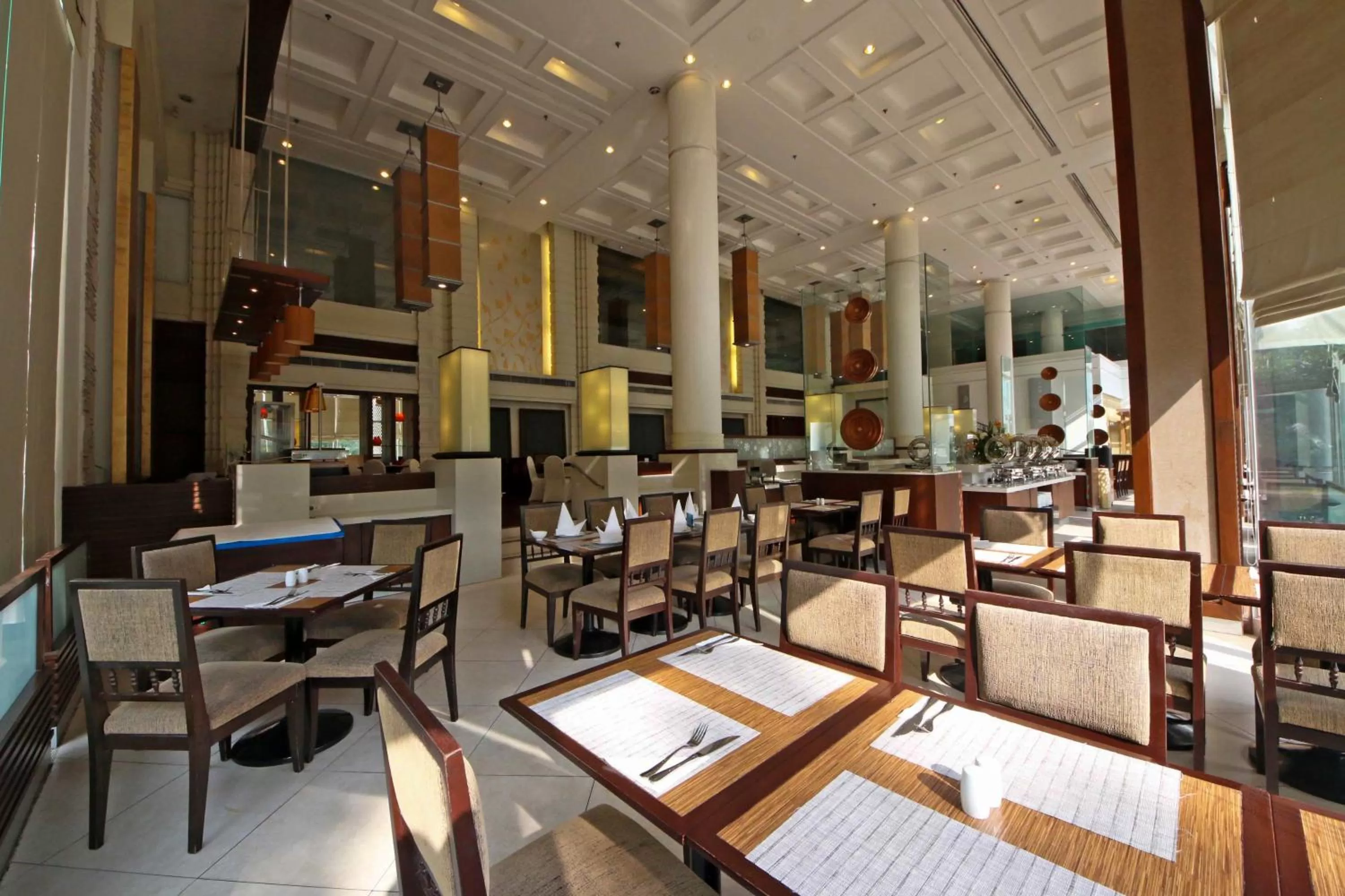 Restaurant/places to eat in The Imperial Hotel & Convention Centre Korat