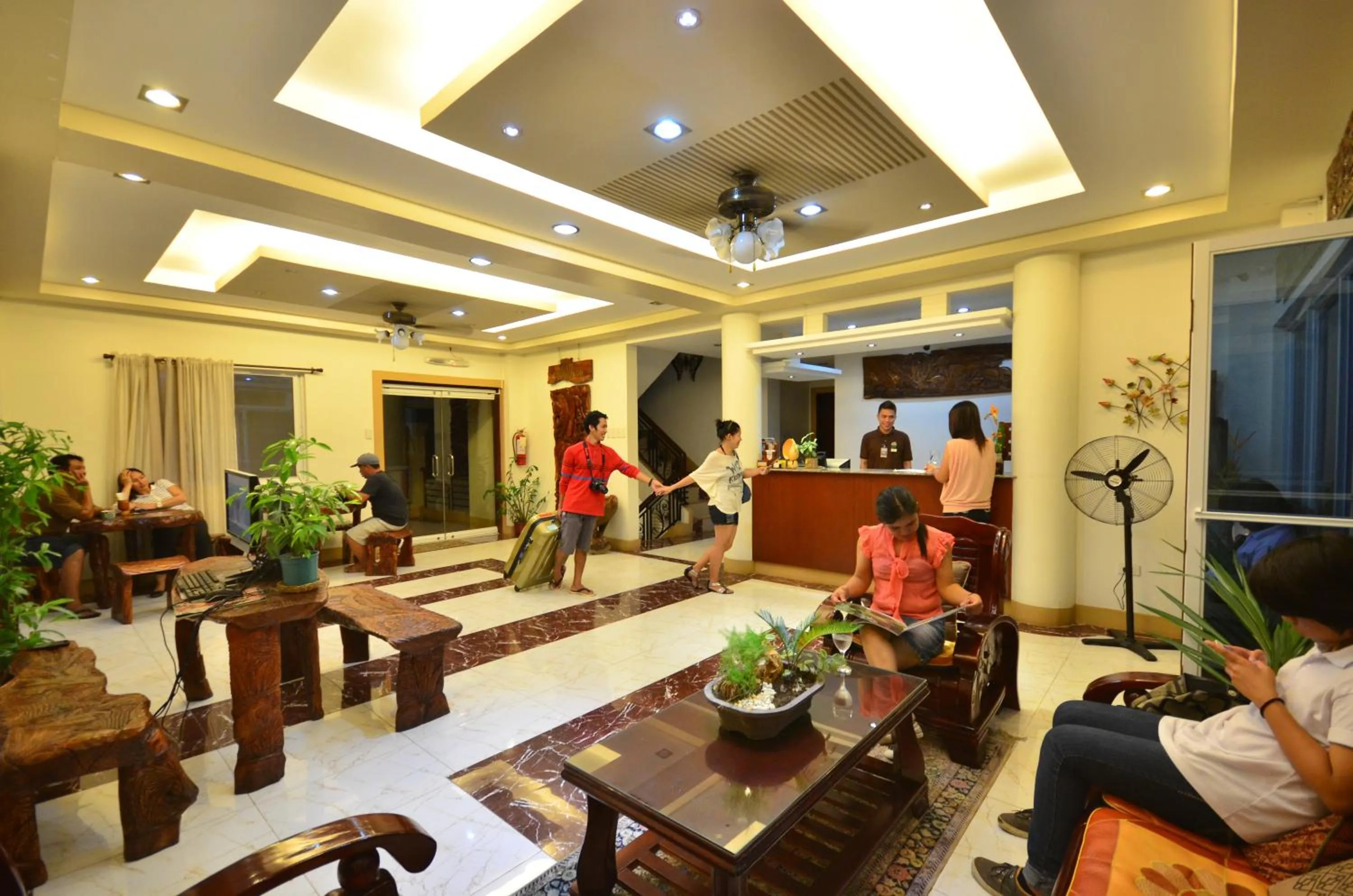Lobby or reception in Villa de Sierra Vista Bay and Mountain View Inn