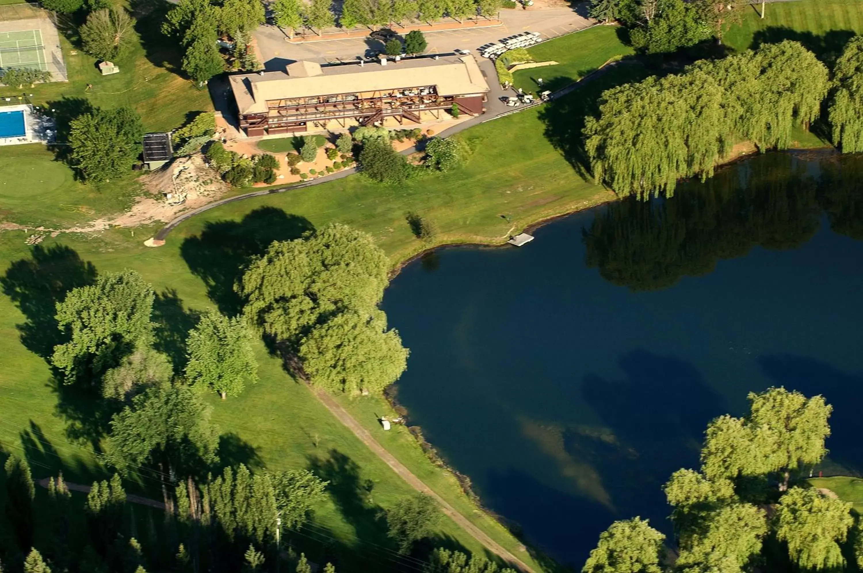 Bird's eye view, Bird's-eye View in St. Andrews By The Lake