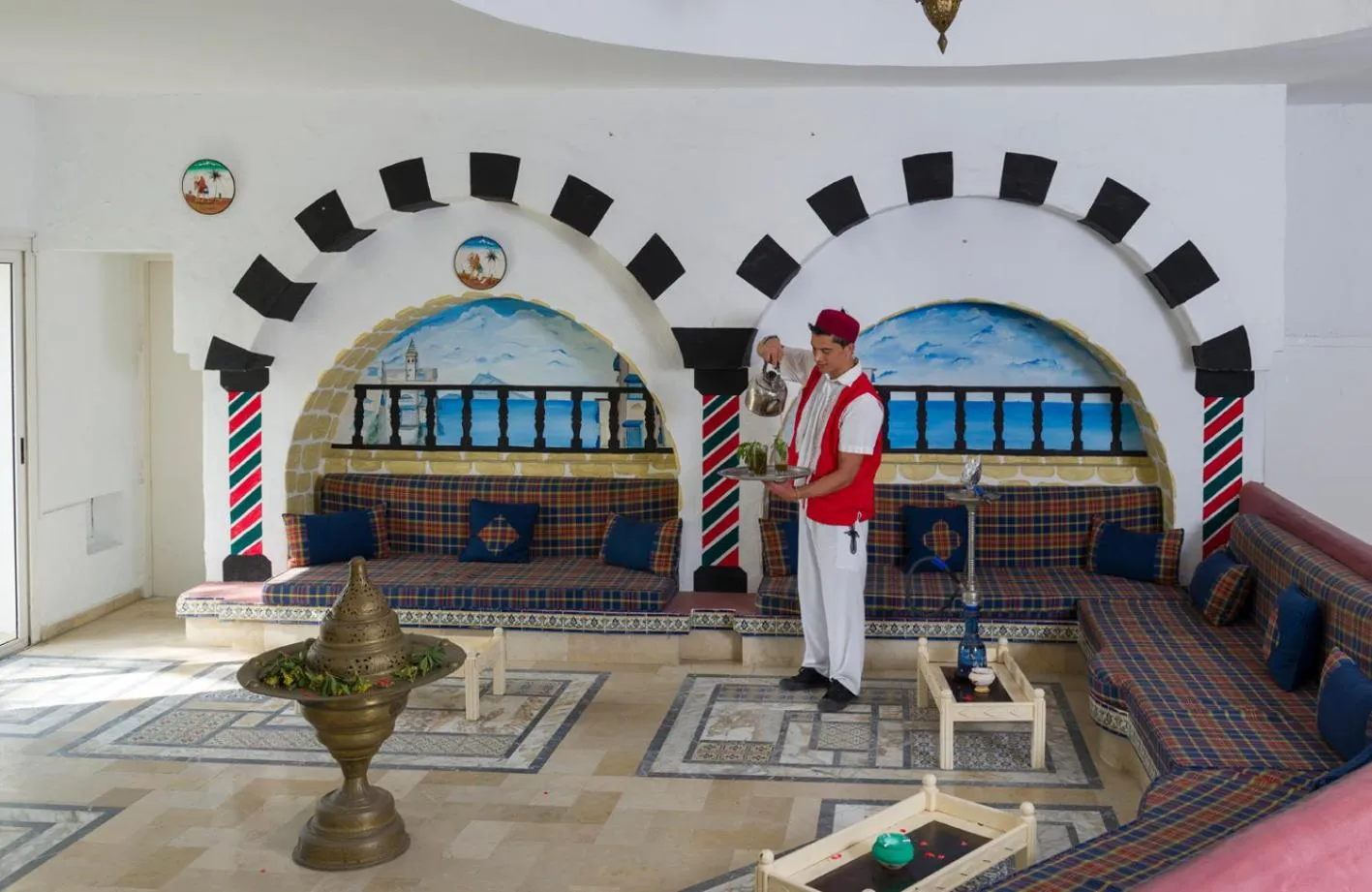 Area and facilities in Hotel El Fell