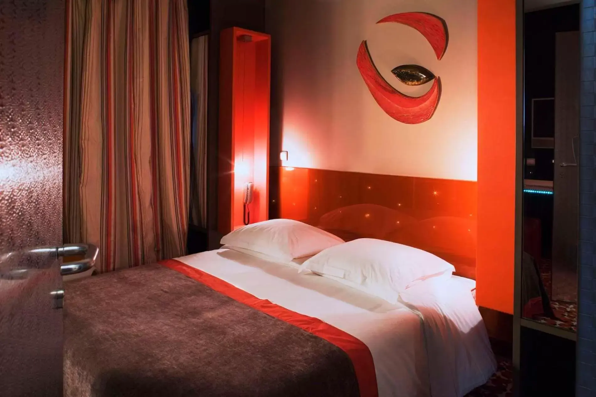 Bedroom, Bed in Five Boutique Hotel Paris Quartier Latin