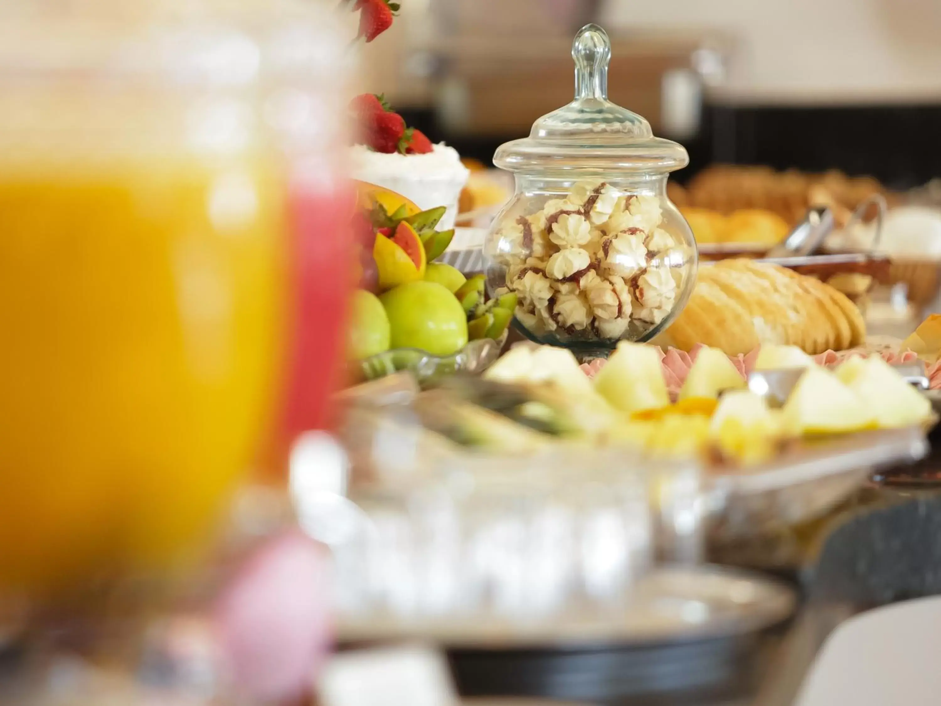 Buffet breakfast, Food in Buzios Espiritualidade Hotel