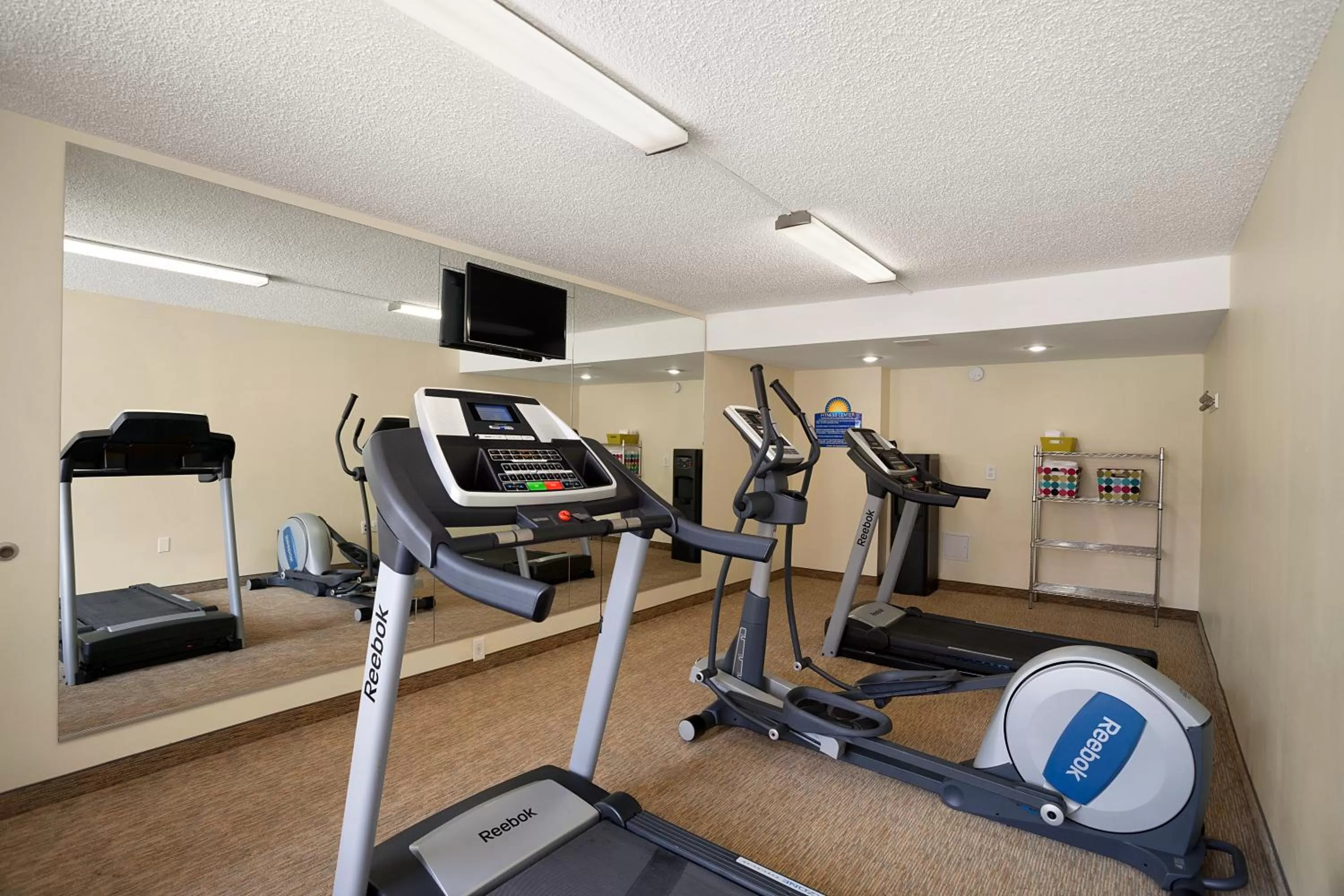 Fitness centre/facilities in Days Inn of Frederick by Wyndham
