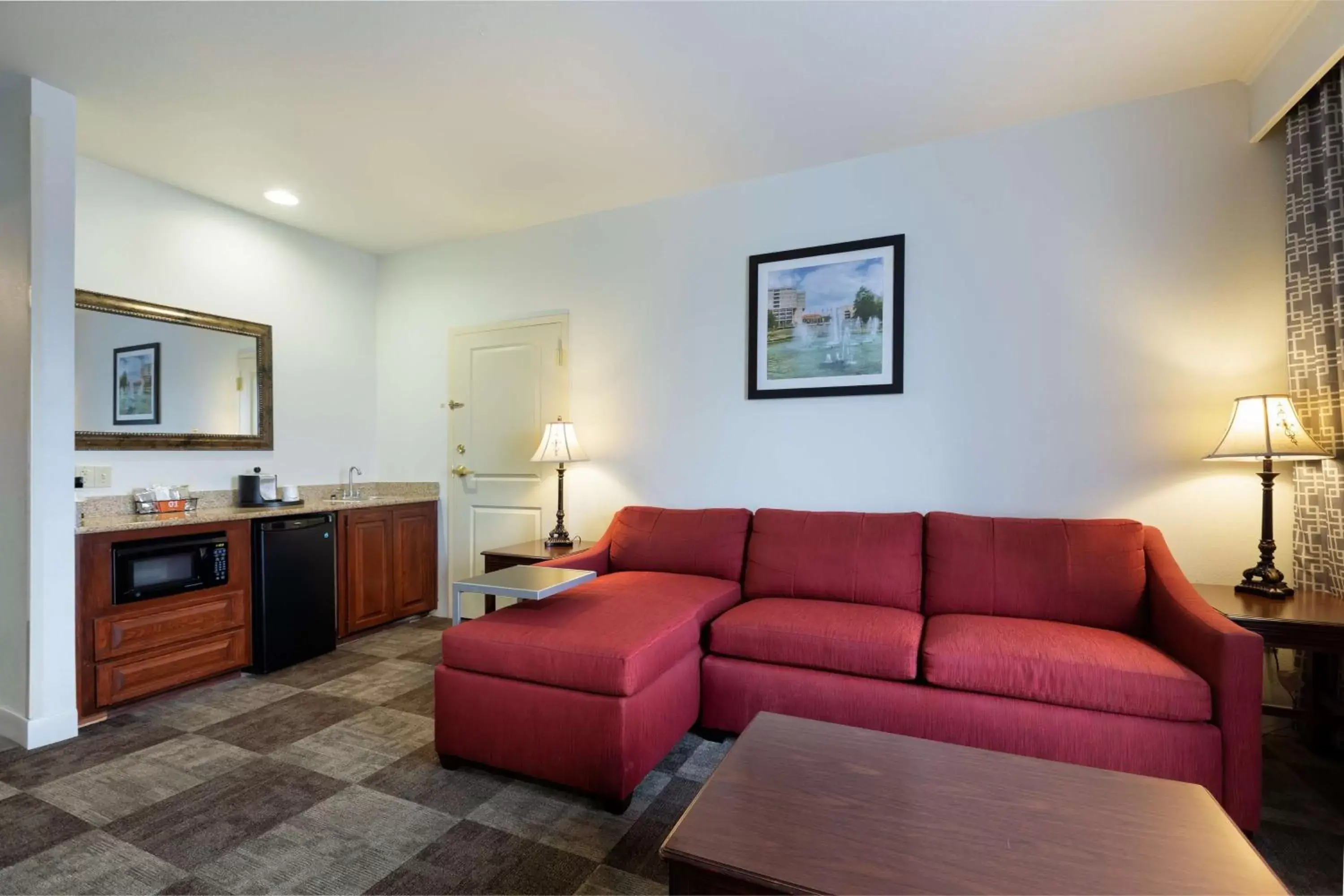 Living room, Seating Area in Hampton Inn & Suites Baton Rouge - I-10 East