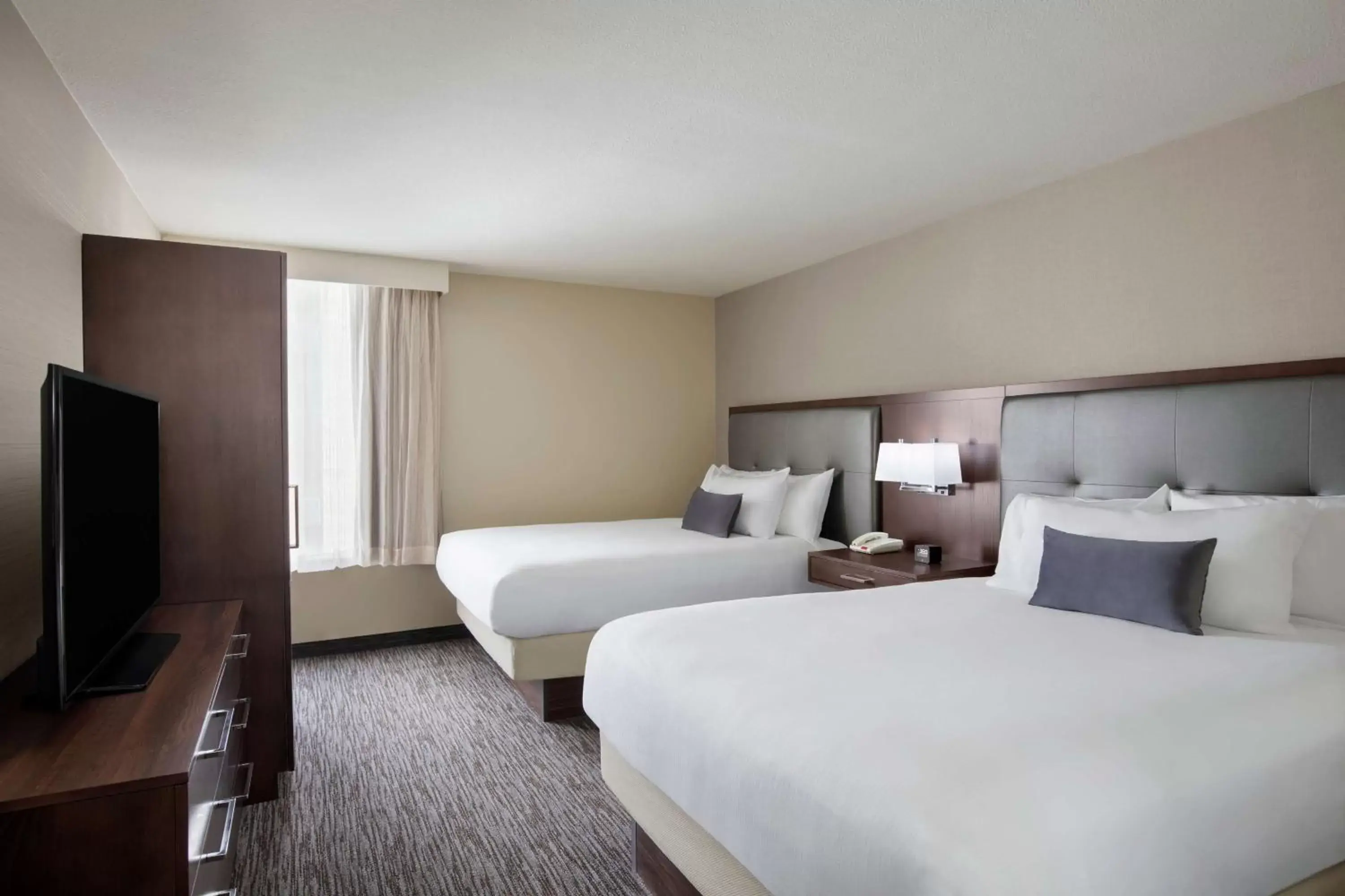 Queen Suite with Tub - Disability/Non Smoking in Embassy Suites Fort Worth - Downtown Queen Suite with Tub - Disability/Non Smoking in Embassy Suites Fort Worth - Downtown