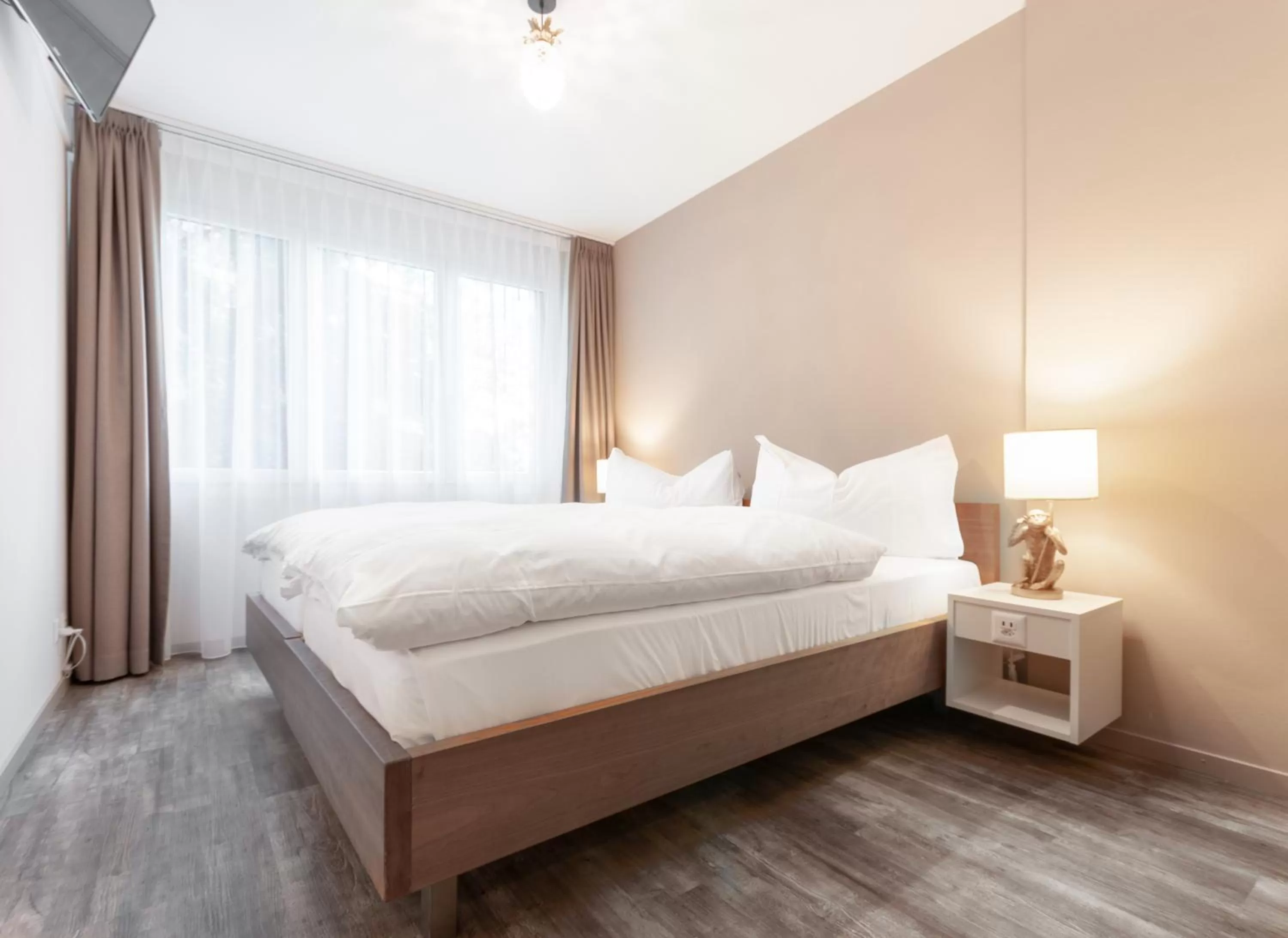 Property building, Bed in Hotel Birsighof Basel City Center