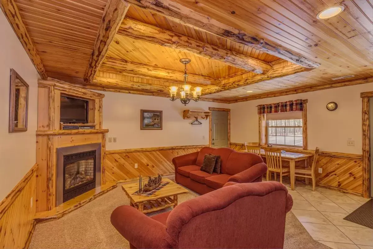 Seating Area in Sojourner's Lodge & Log Cabin Suites