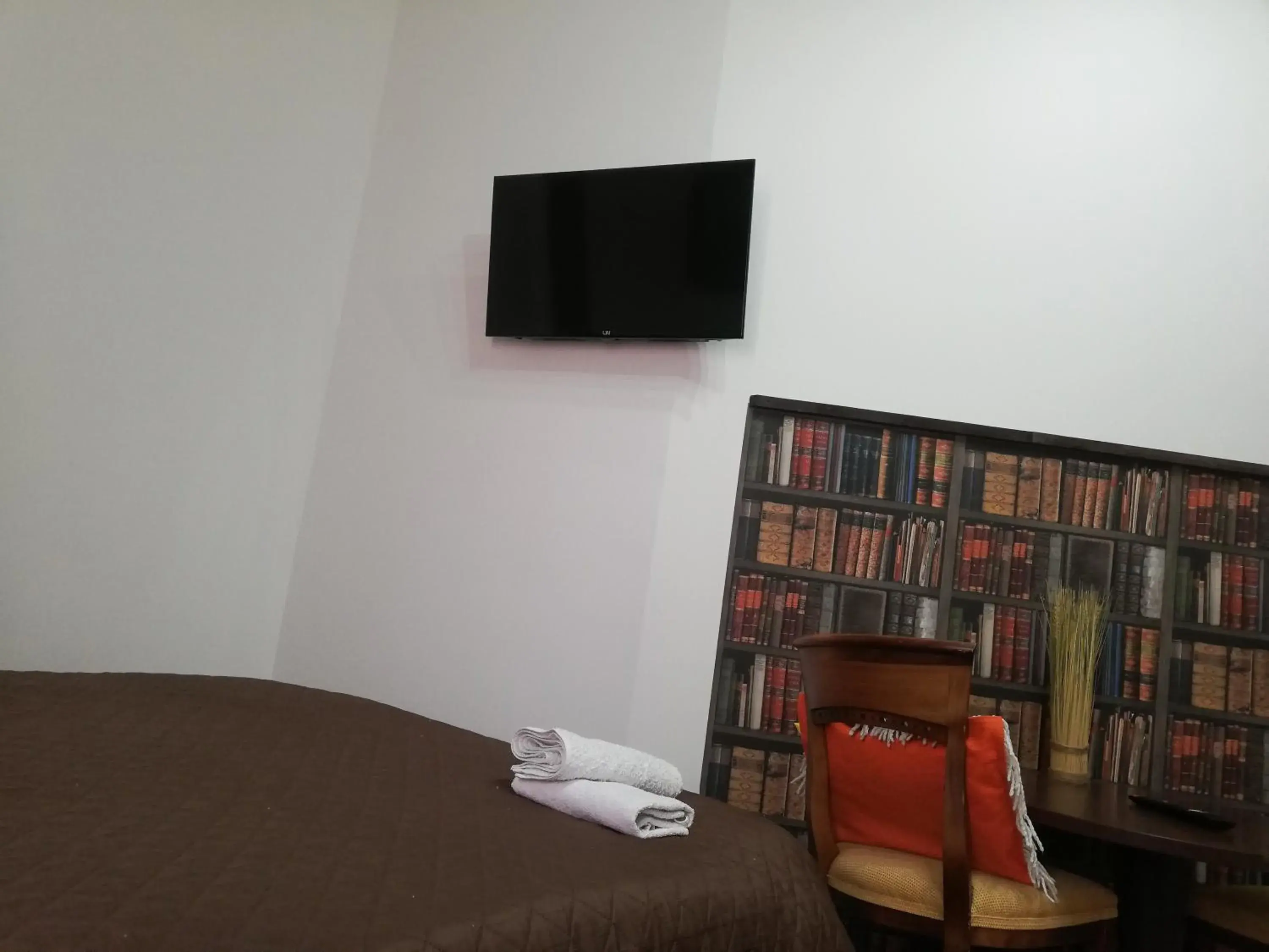 TV and multimedia, TV/Entertainment Center in Lorf Hostel&Coffee