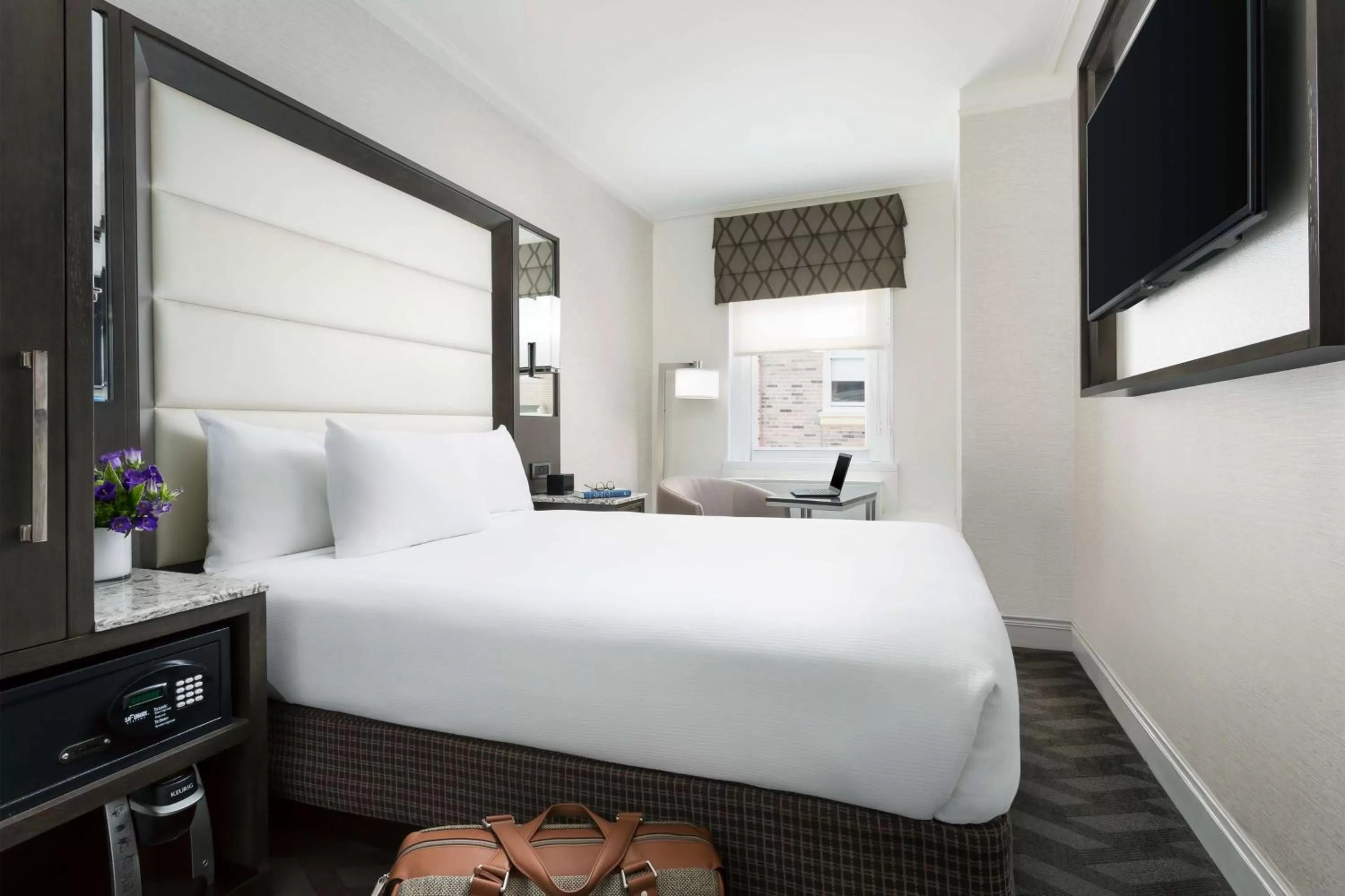 Bed in Hilton Boston Park Plaza