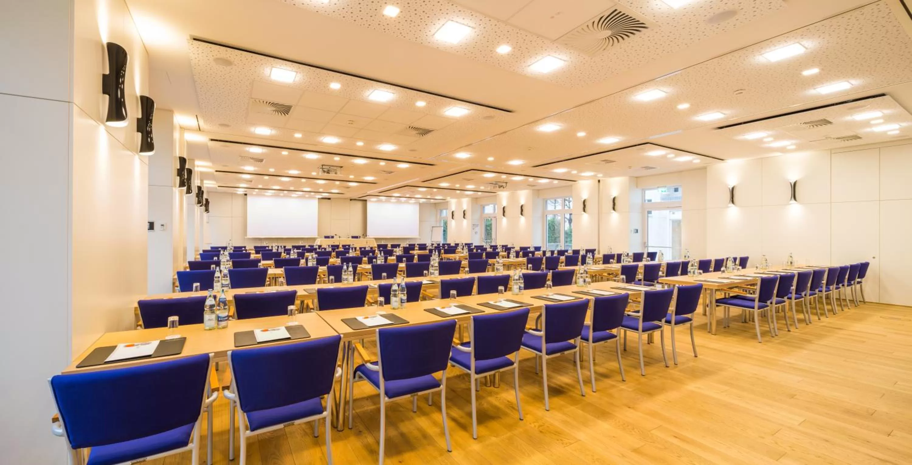 Meeting/conference room in Stadthotel Freiburg Kolping Hotels & Resorts