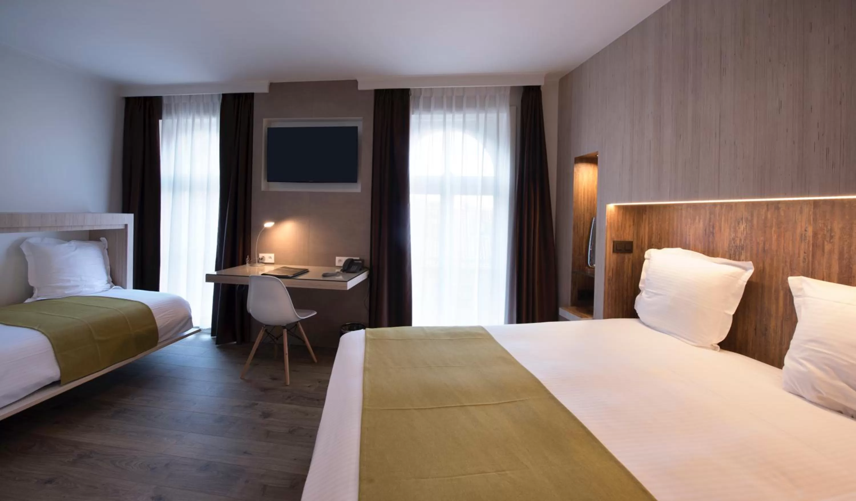 Bed in Flanders Hotel