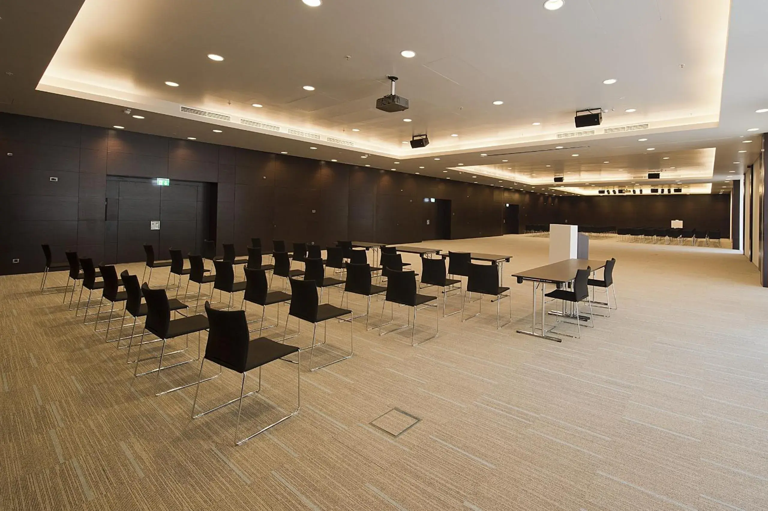 Business facilities in Hotel Parentium Plava Laguna