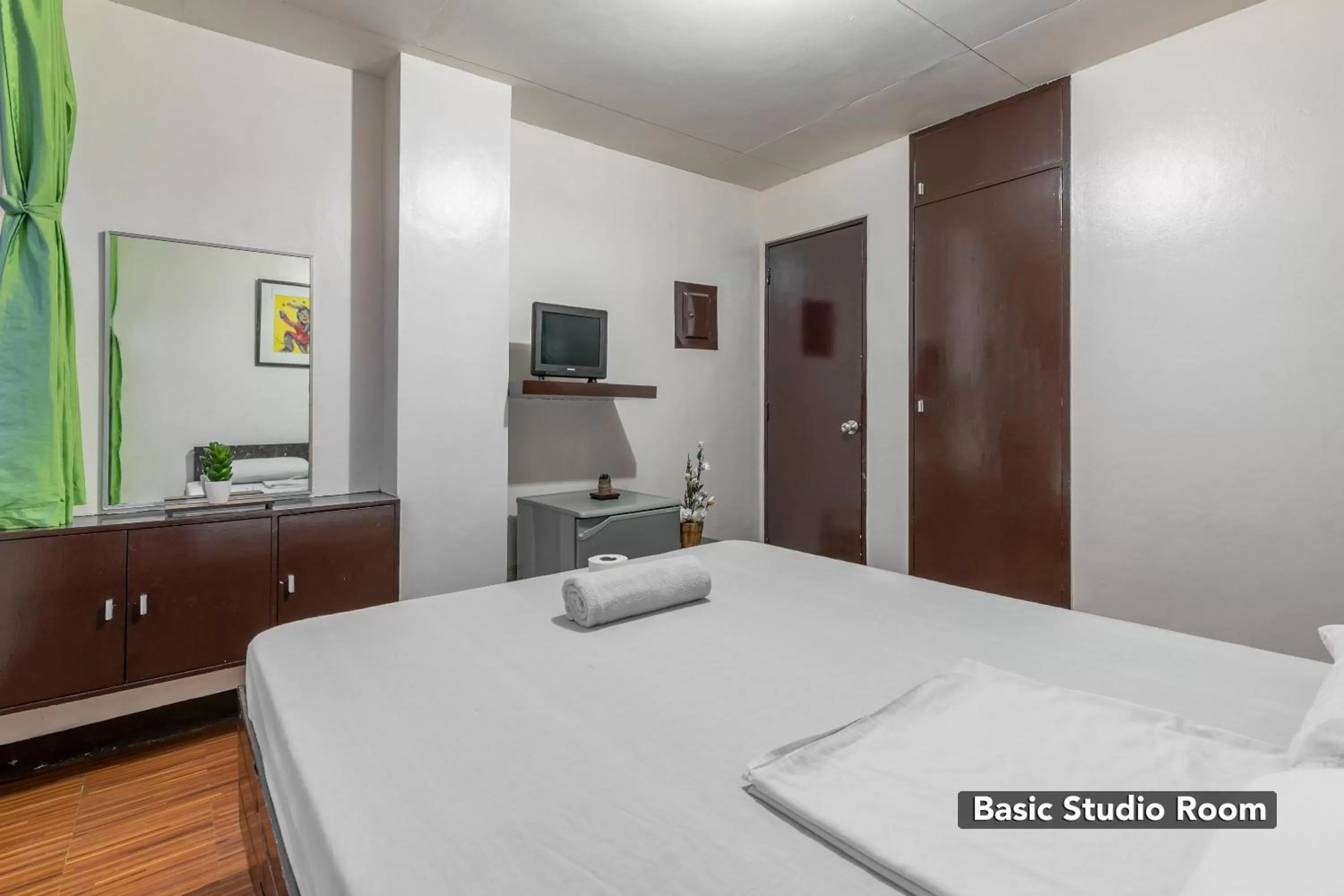 Bed in Victoria Mansions