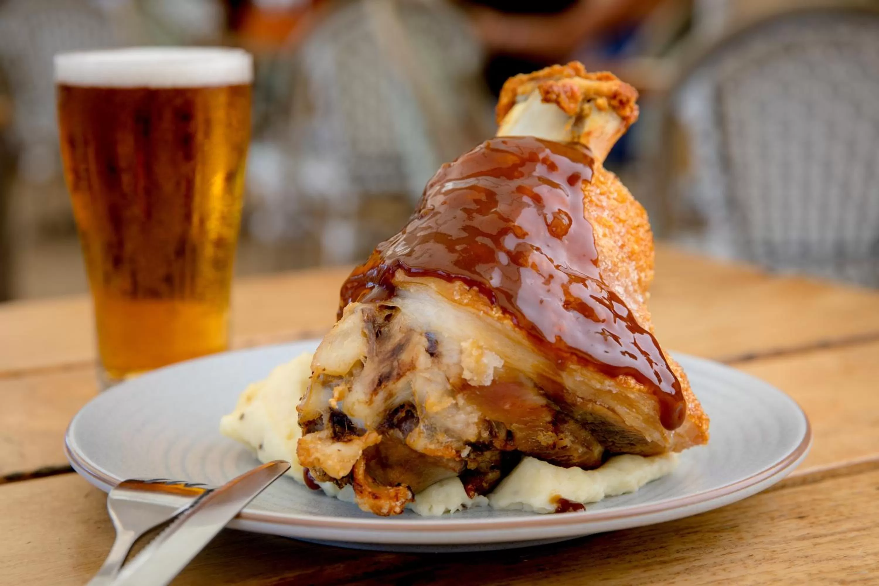 Meals in Seabreeze Beach Hotel