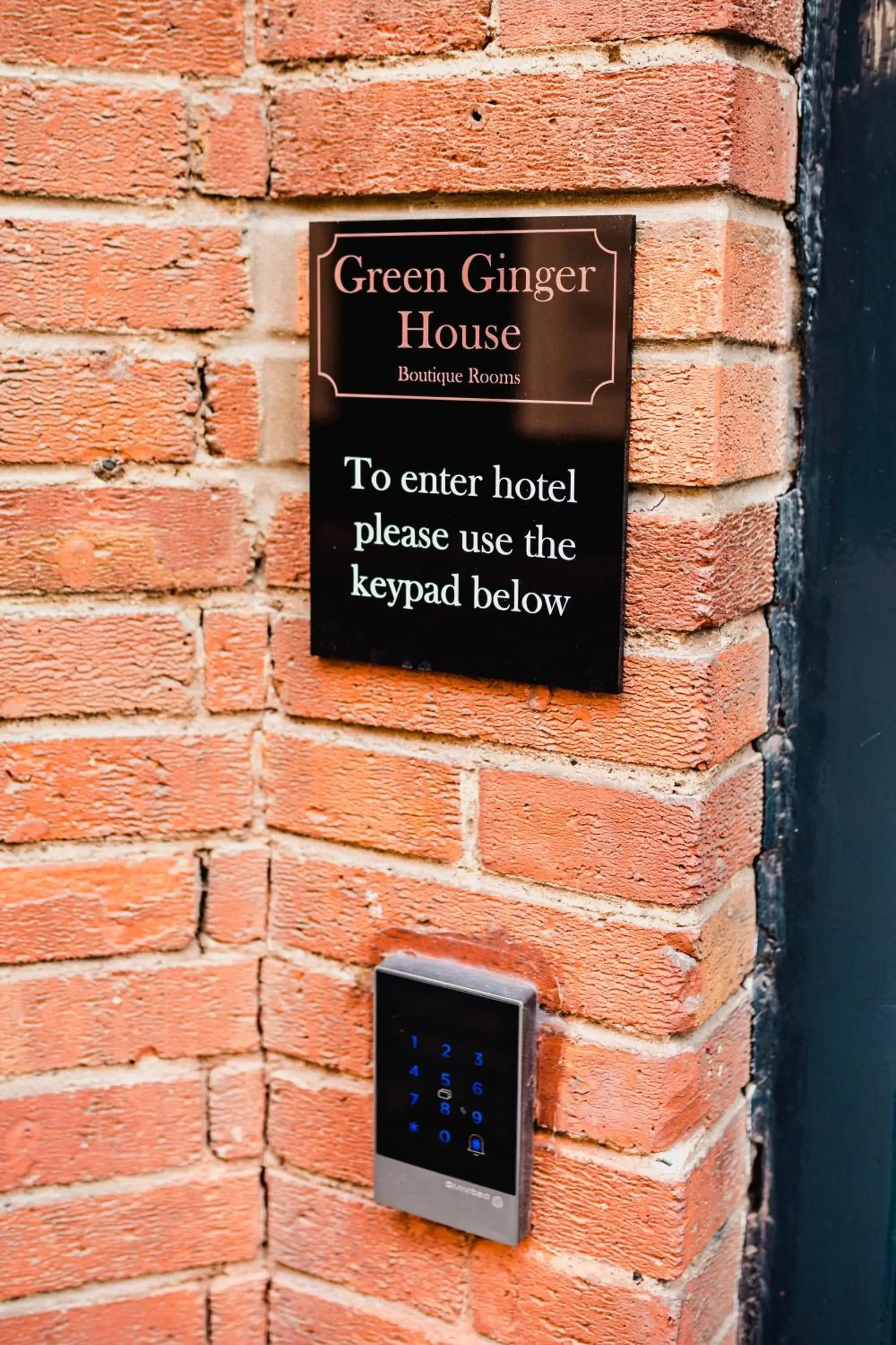 Facade/entrance in Green Ginger House