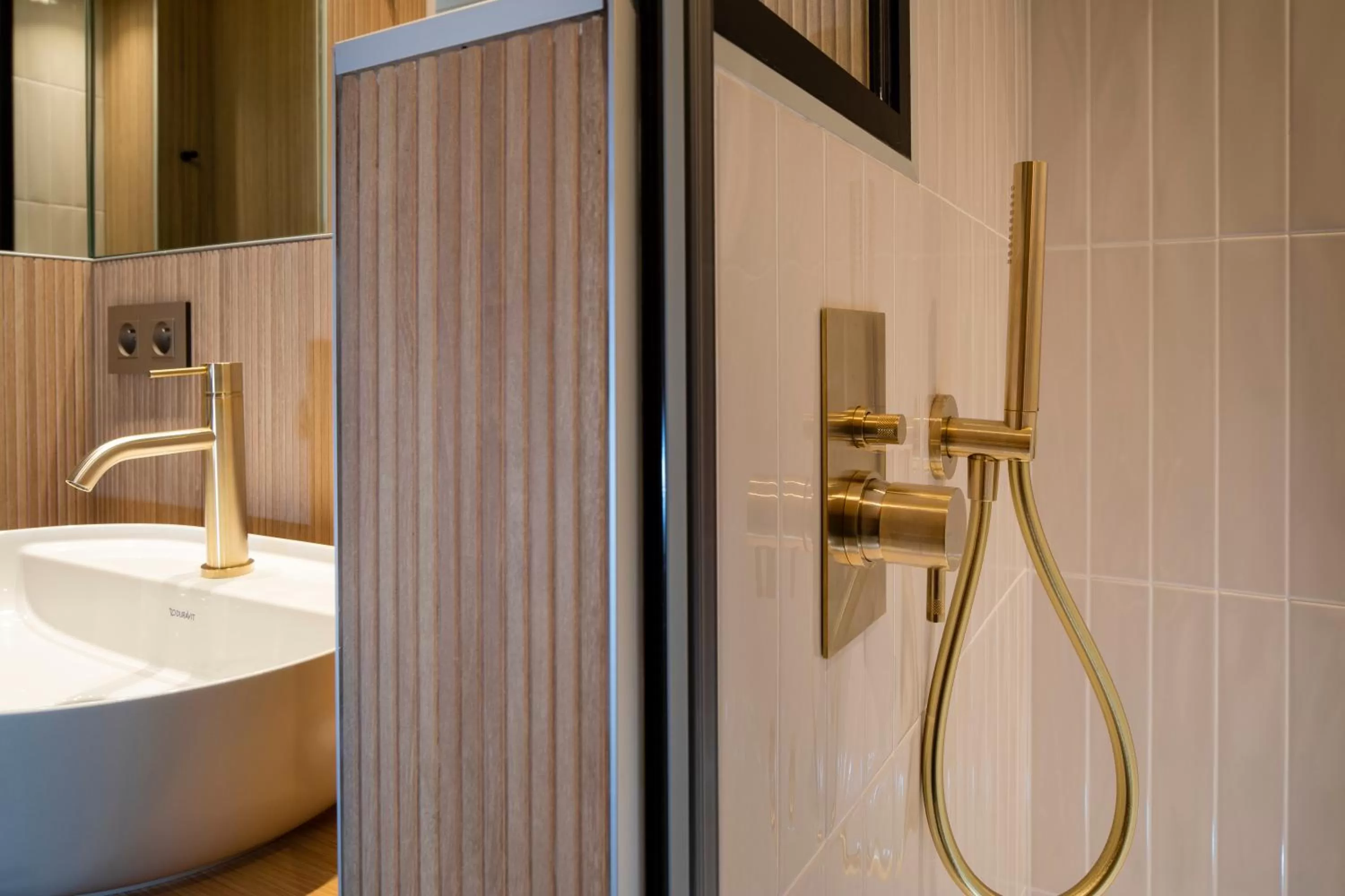 Bathroom in Hôtel Beige