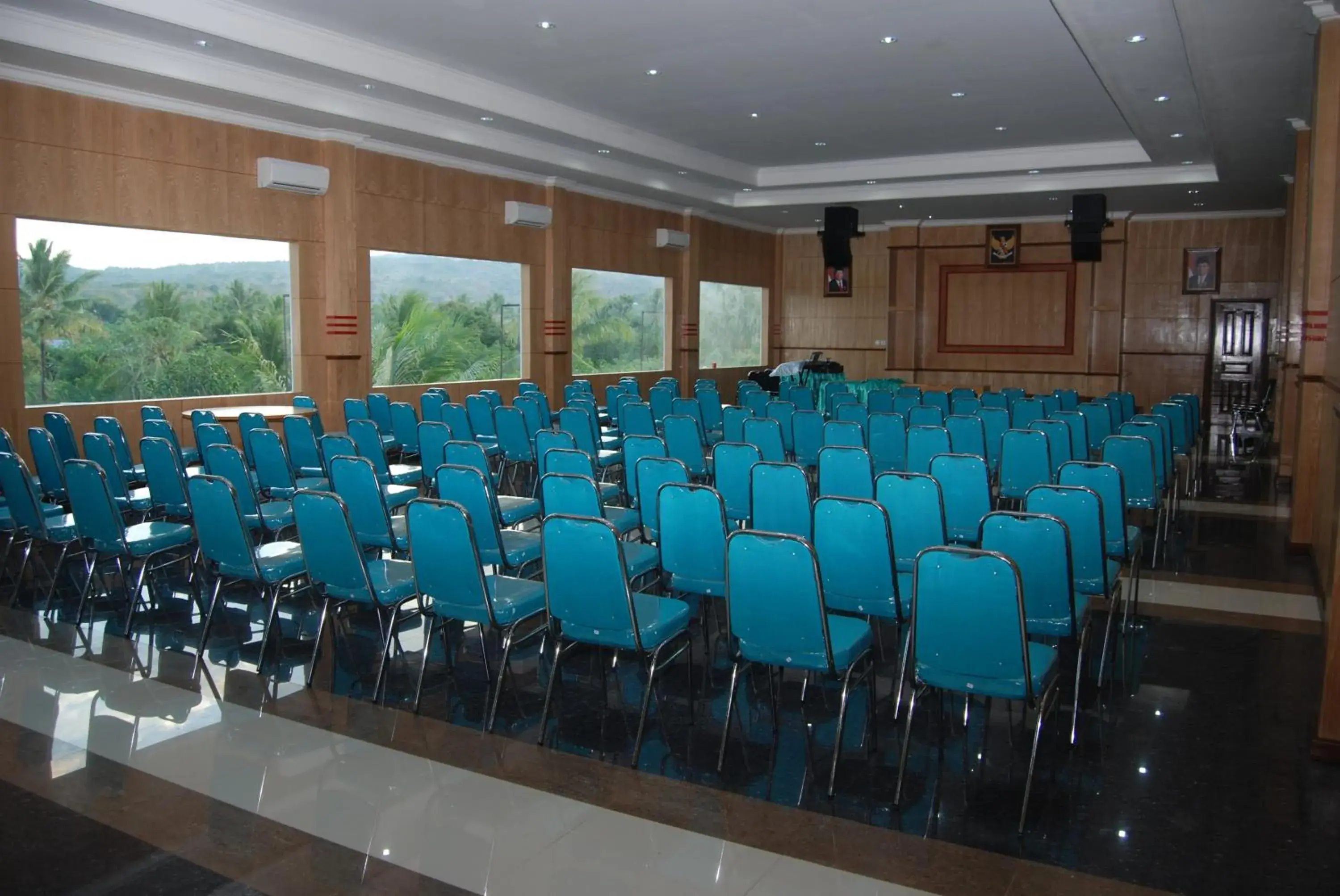 Meeting/conference room in Sylvia Hotel Maumere