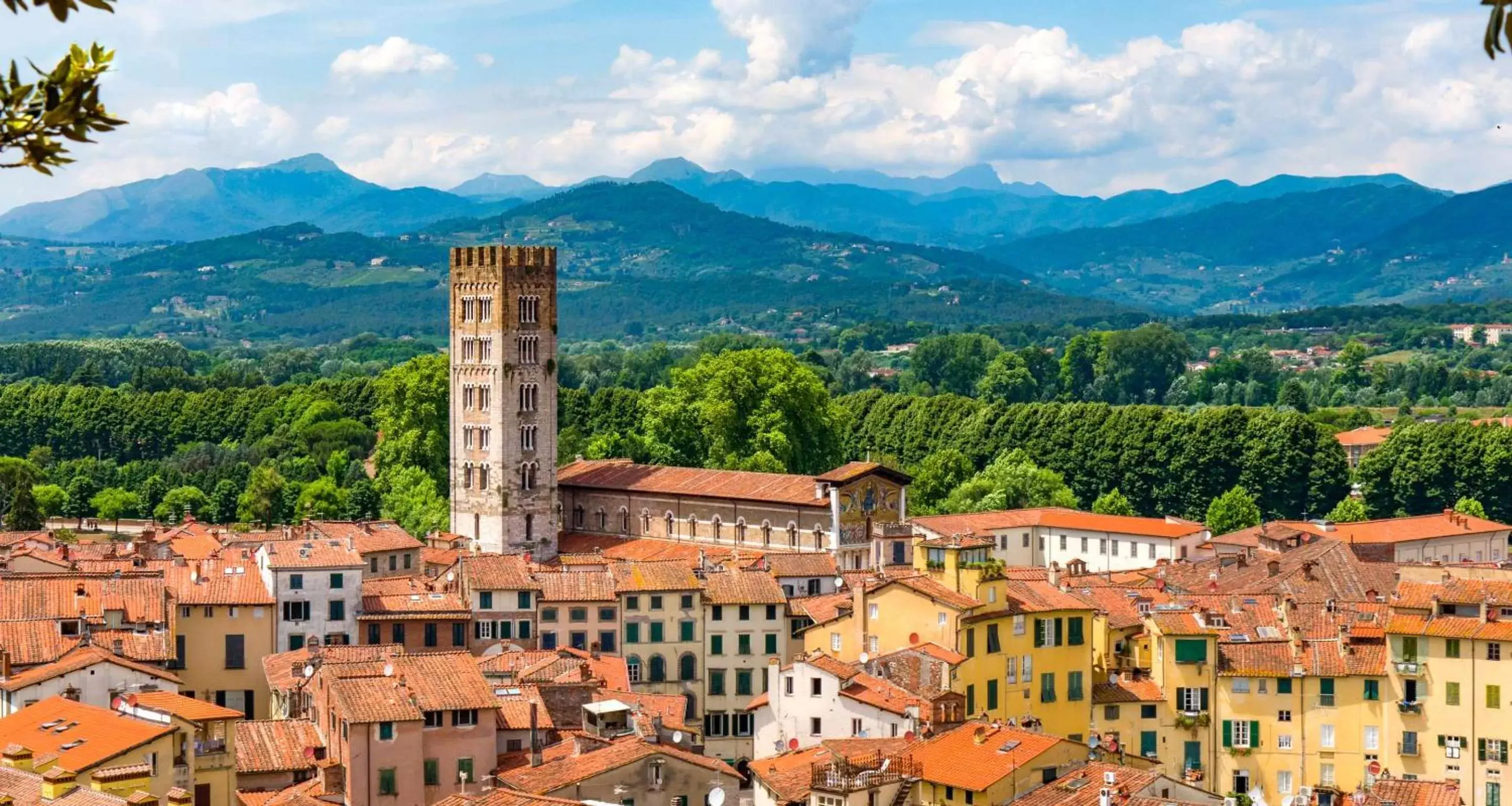 Nearby landmark in Best Western Grand Hotel Guinigi