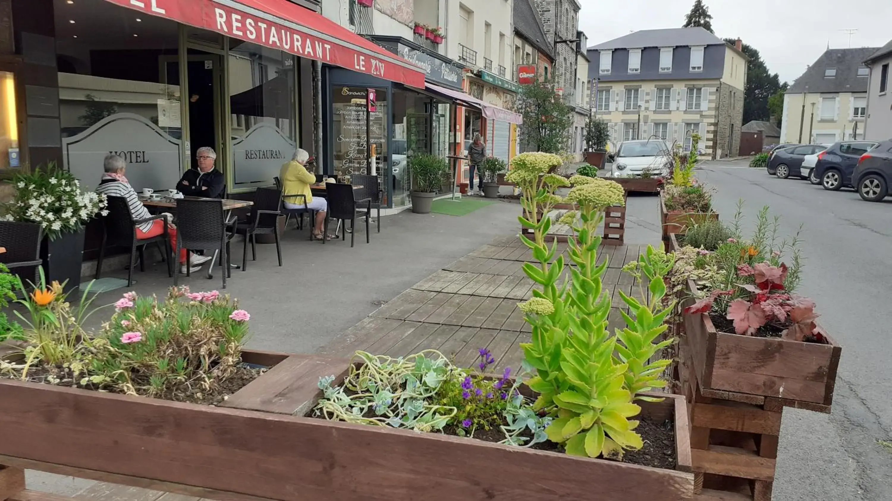 Patio in Hotel Le XIV