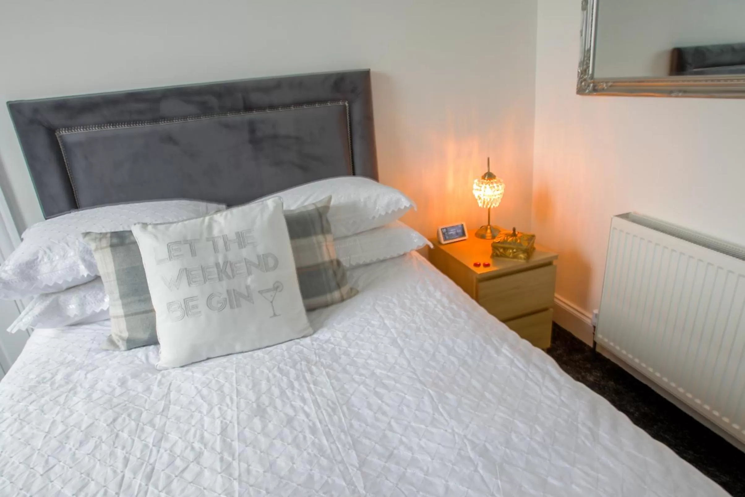 Bedroom, Bed in Ugthorpe Lodge Hotel