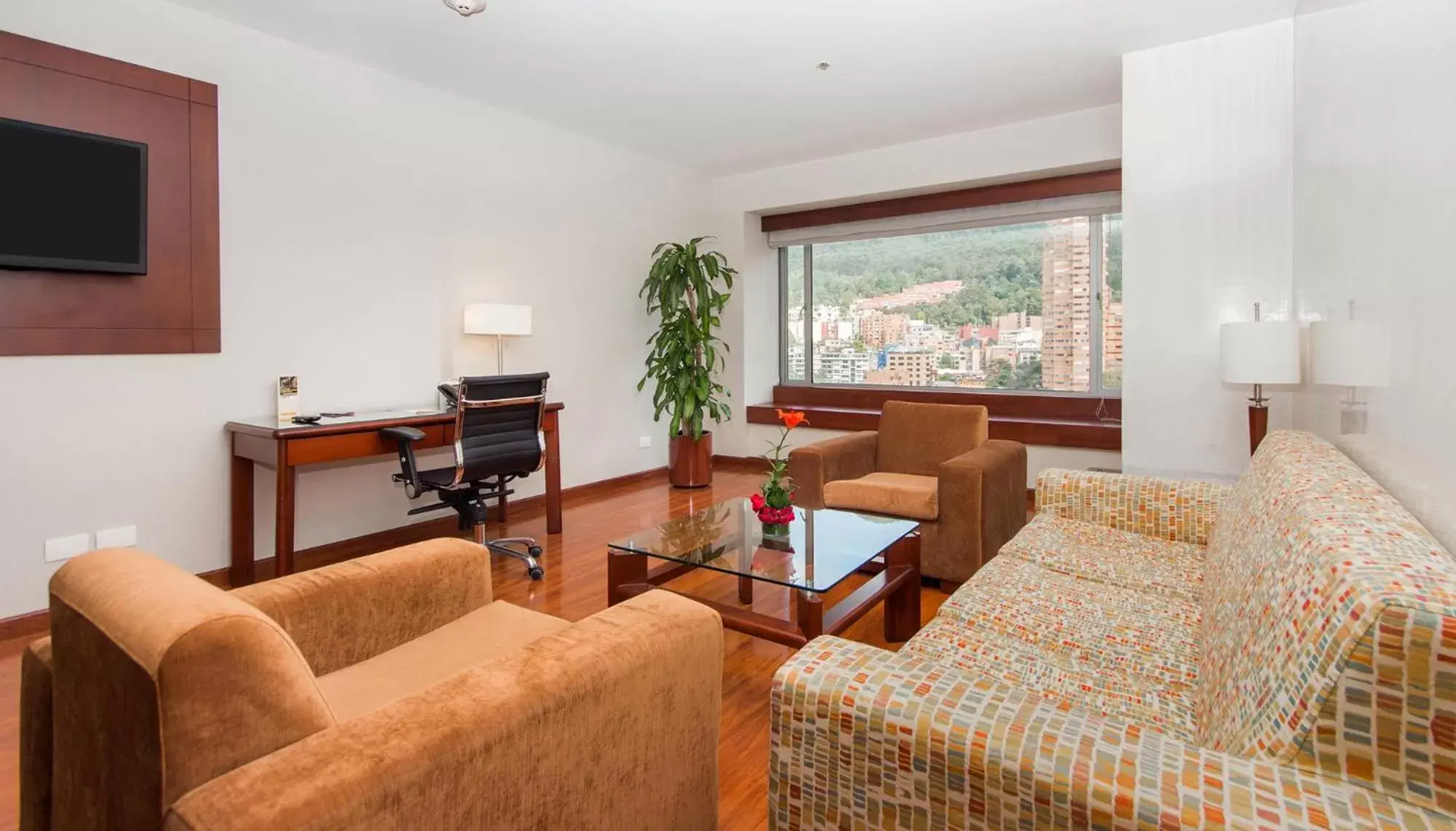 Living room, Seating Area in Tequendama Suites and Hotel