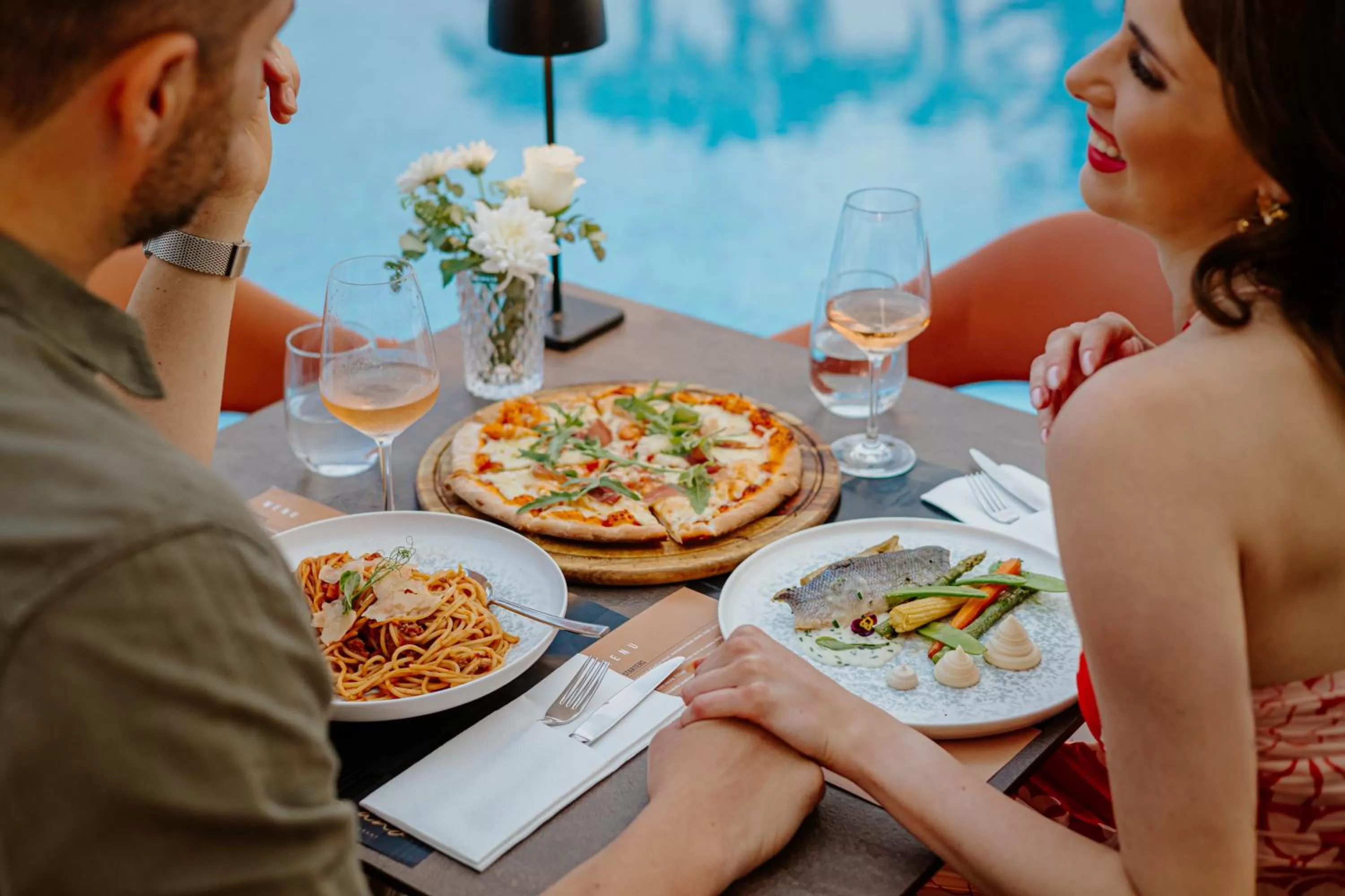 Restaurant/places to eat in Louis Ledra Beach