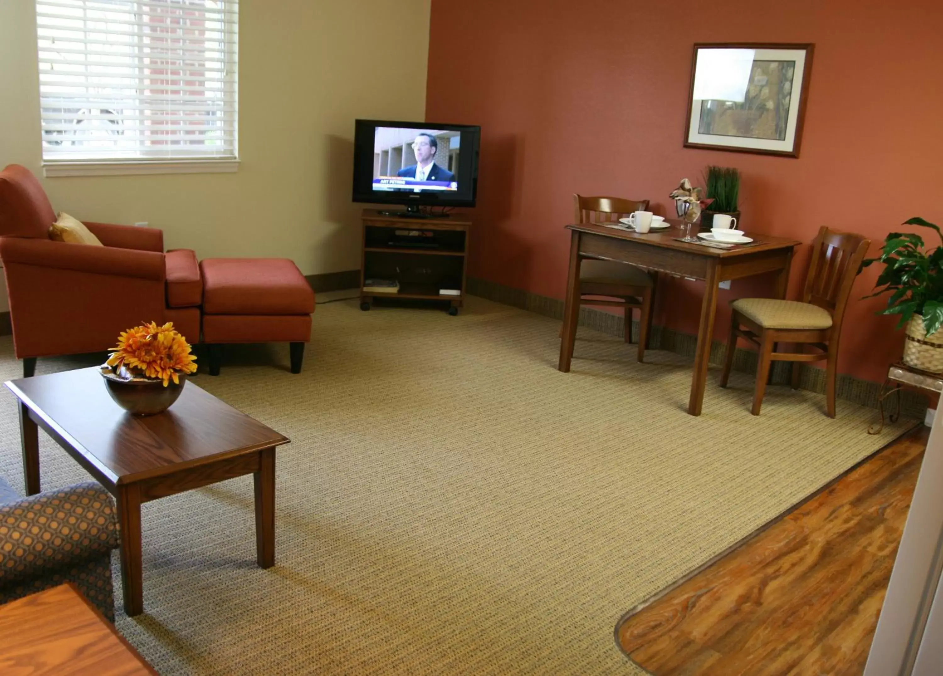 TV and multimedia, TV/Entertainment Center in Affordable Suites of America Fredericksburg