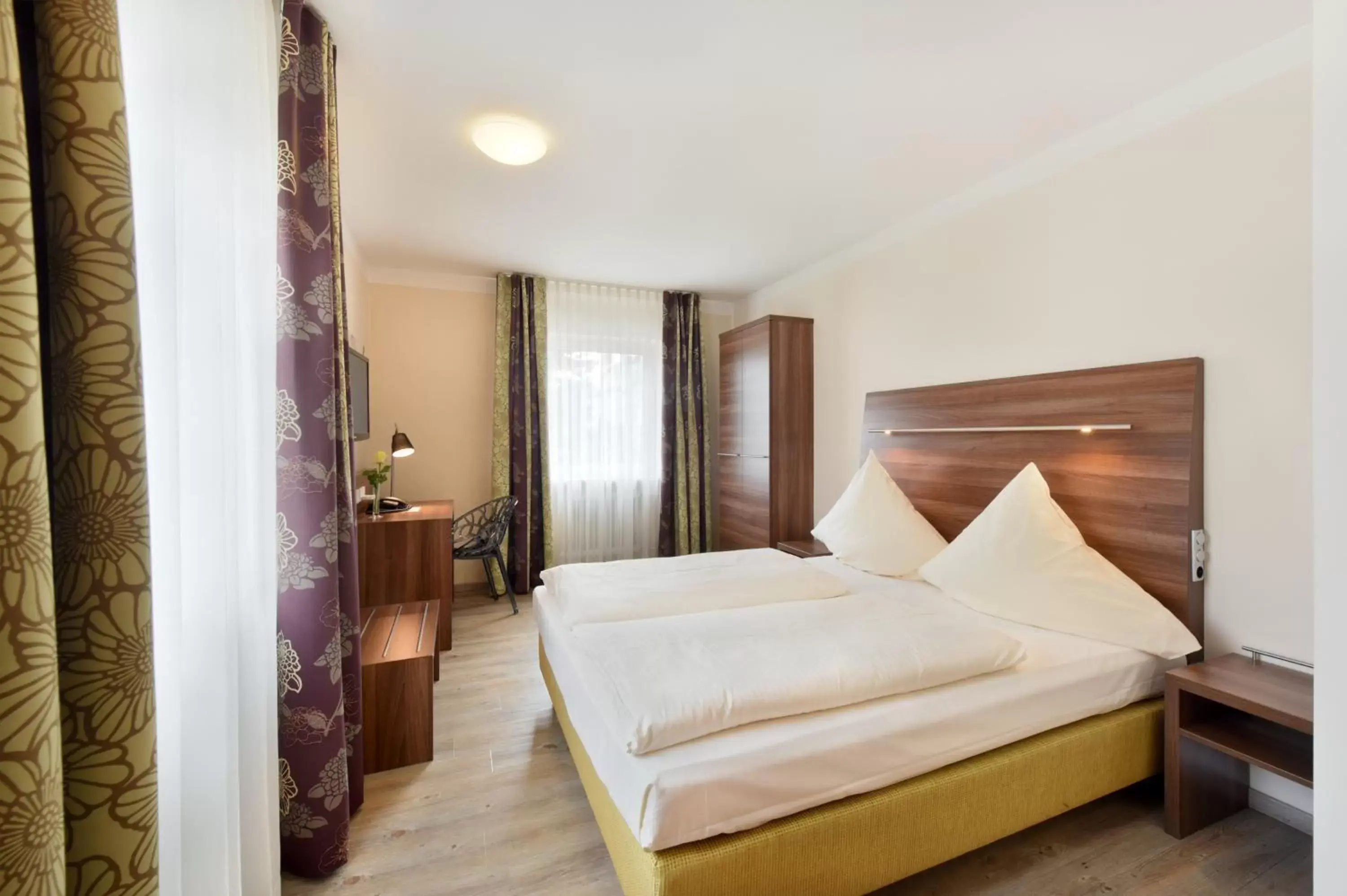 Bed in Hotel Säntis