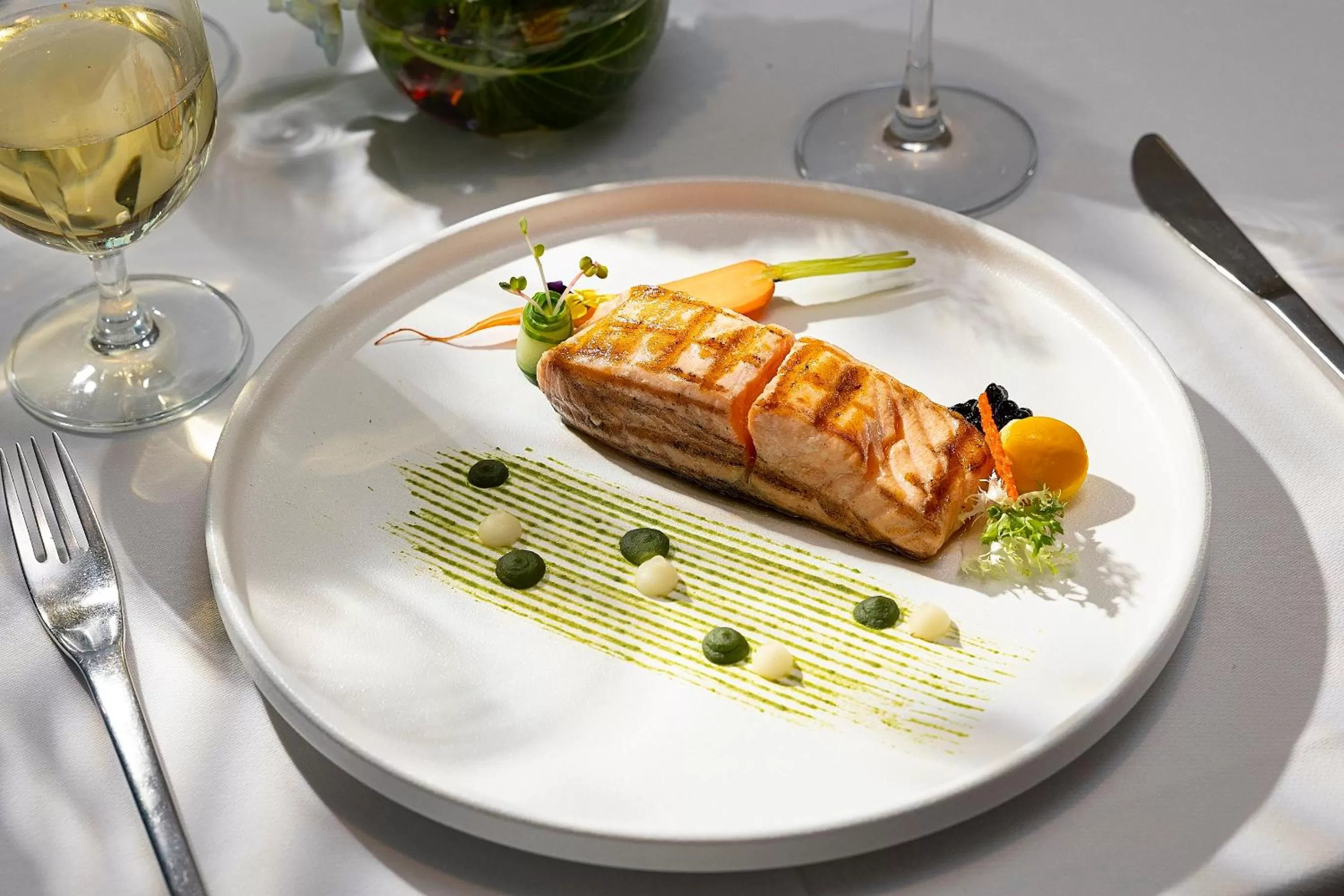 Restaurant/places to eat in Harmony Saigon Hotel & Spa