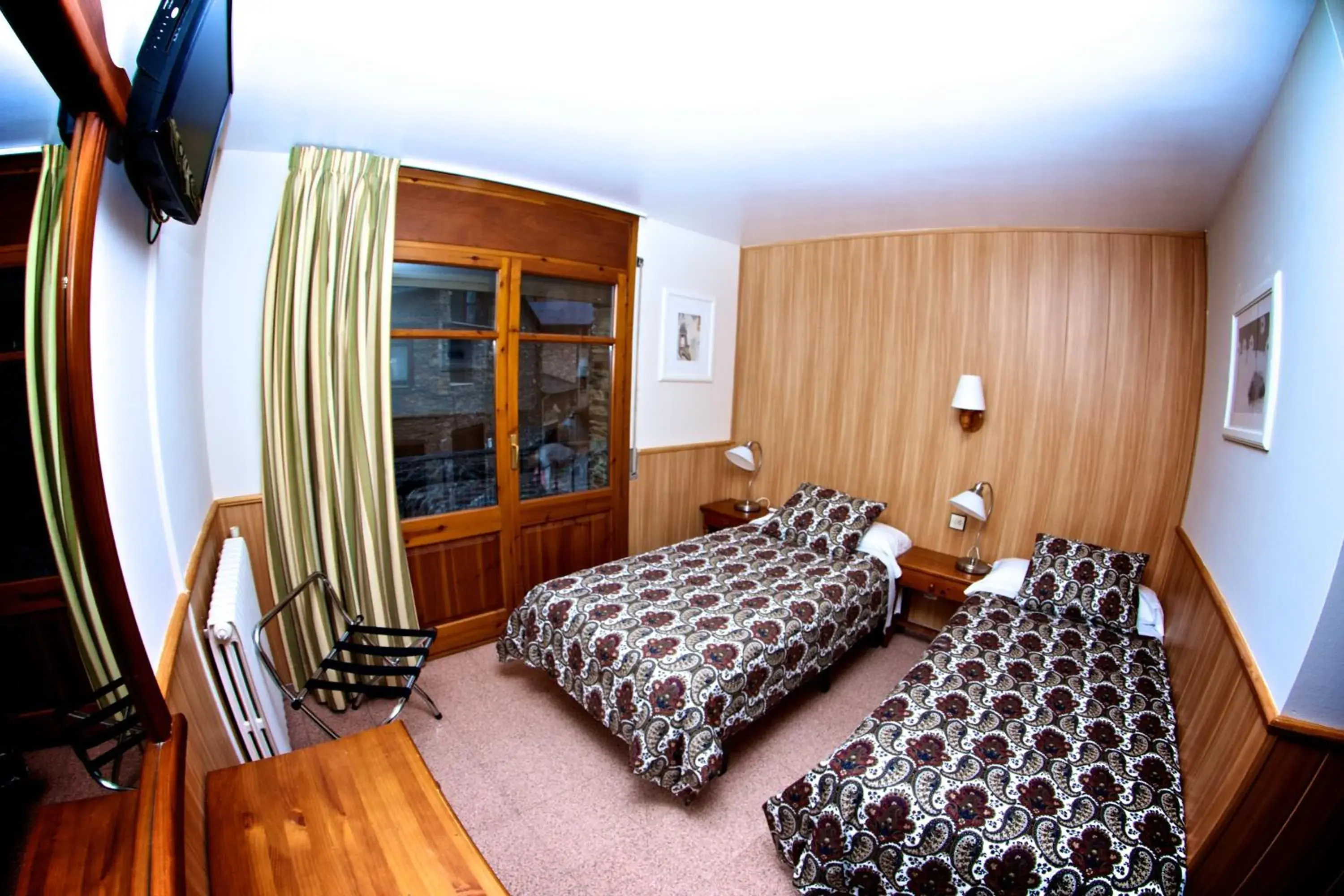 Photo of the whole room, Bed in Hotel Comapedrosa