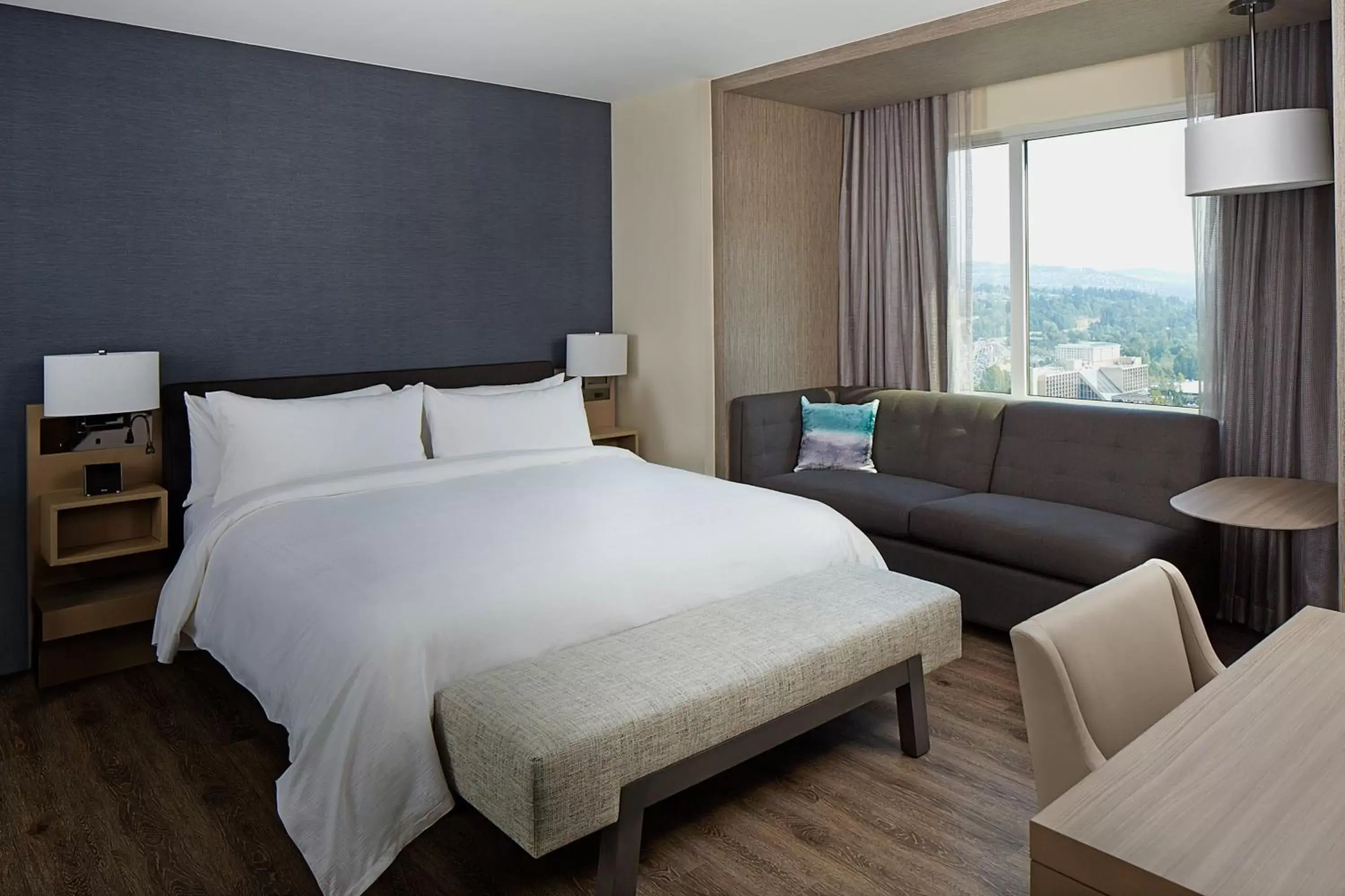 Bedroom in Seattle Marriott Bellevue