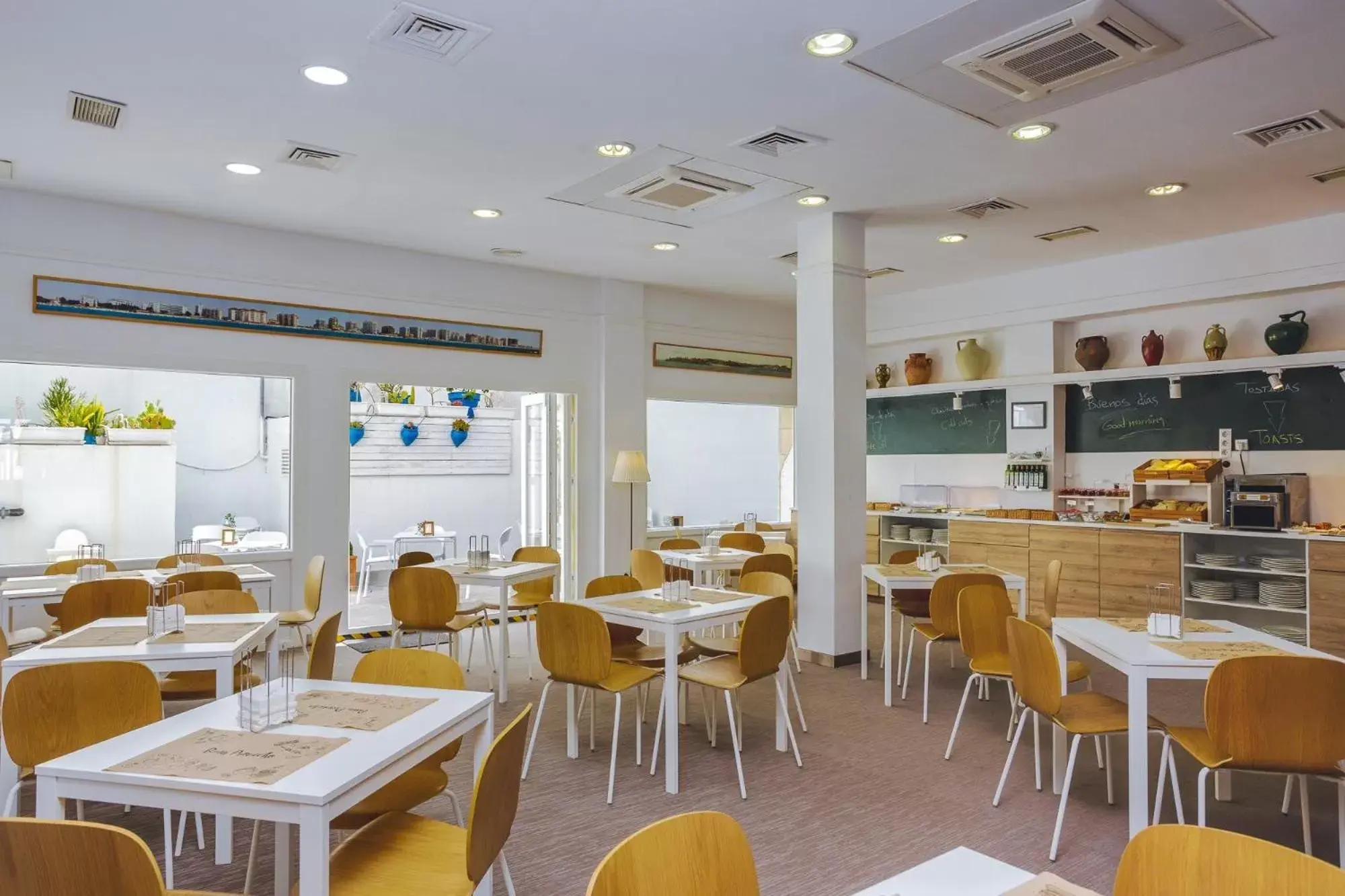 Seating area, Restaurant/Places to Eat in Los Cantaros