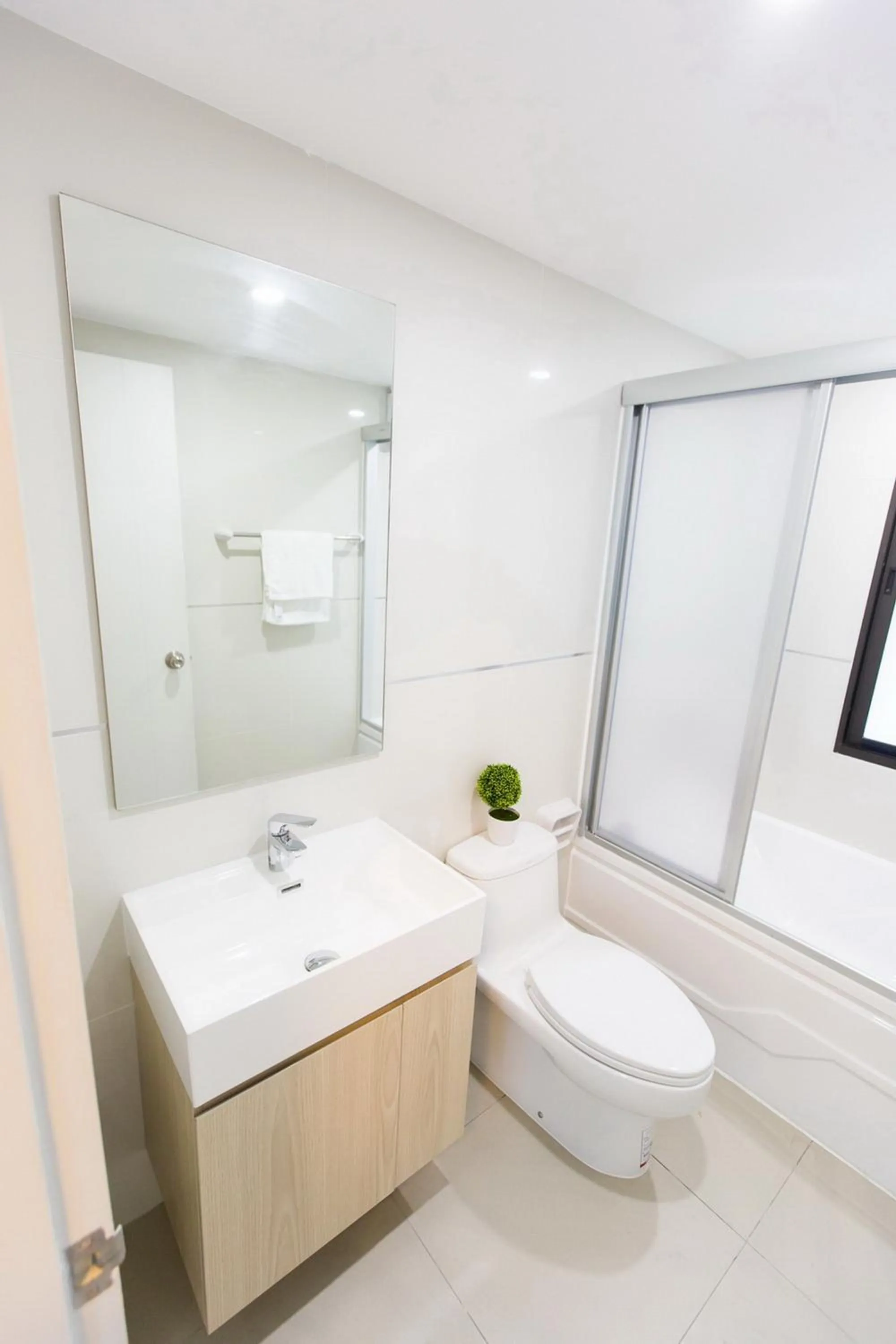 Bathroom in Like Sukhumvit 22